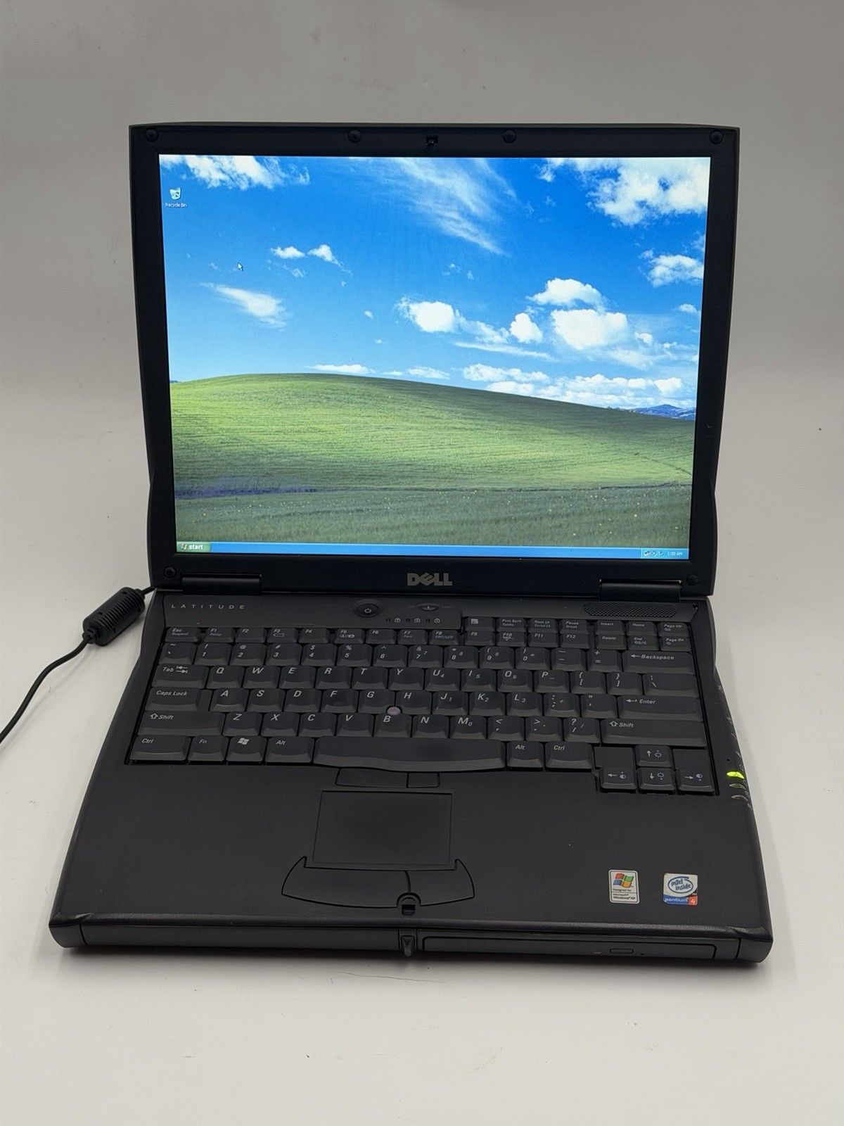 Dell Latitude C640 PP01L Windows XP 20GB HD 256MB RAM W/ CD Drive