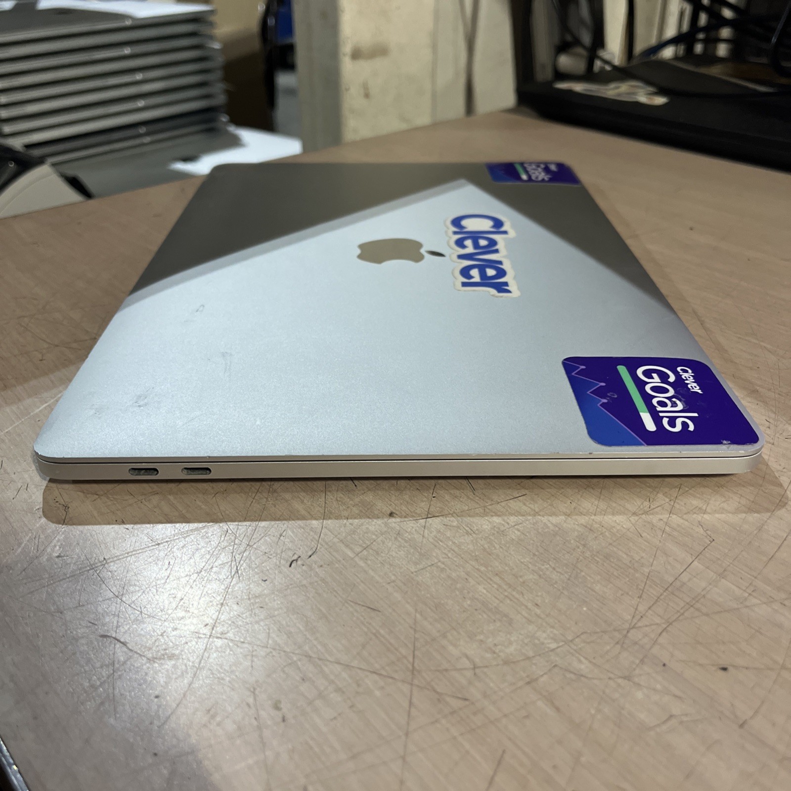 APPLE MACBOOK PRO 13″ TOUCH/MID-2017 CORE I5-7267U 3.1GHZ 8GB RAM 256SSD ,