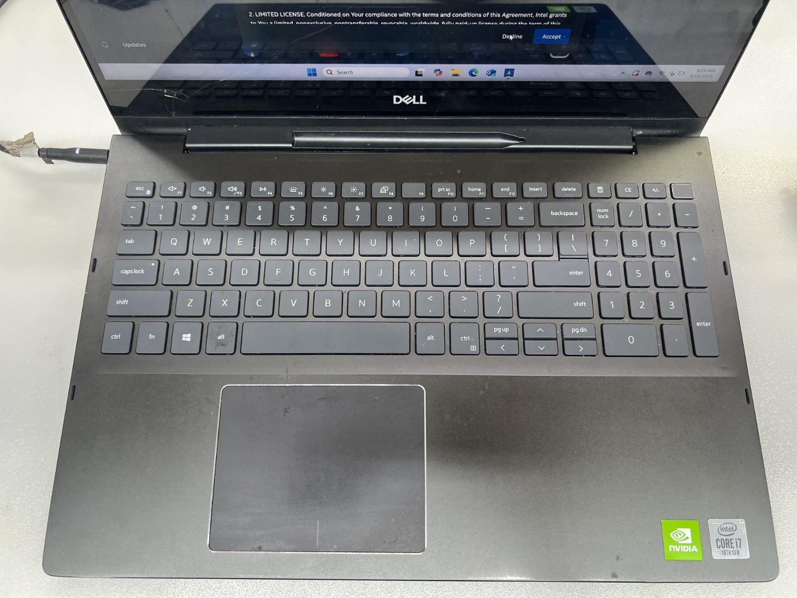 DELL INSPIRON 7581 2n1 i7-10510U@1.8GHz 16GB RAM 256GB NVMe W11P TOUCH WAC READ
