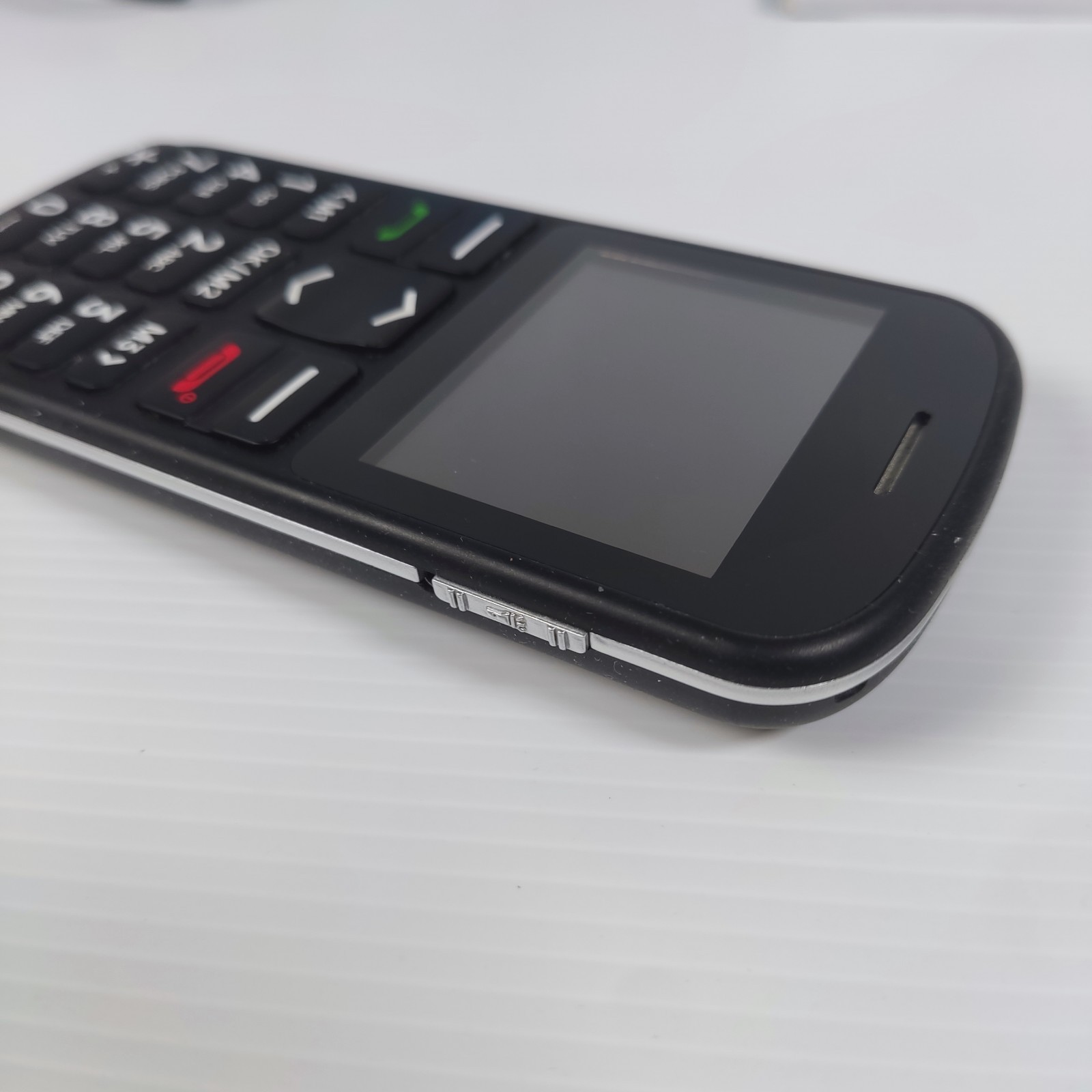 Opel Mobile BigButton M 4G (2.2”, Keypad, SOS Button) – Network Unlocked