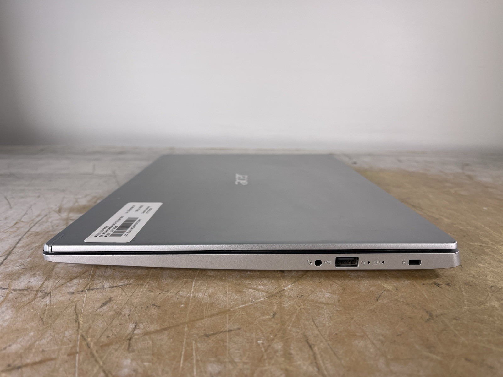 ACER ASPIRE 5 A515-54 i3-10110U @ 2.10GHz, 8GB RAM, NO HDD/OS – (PARTS)