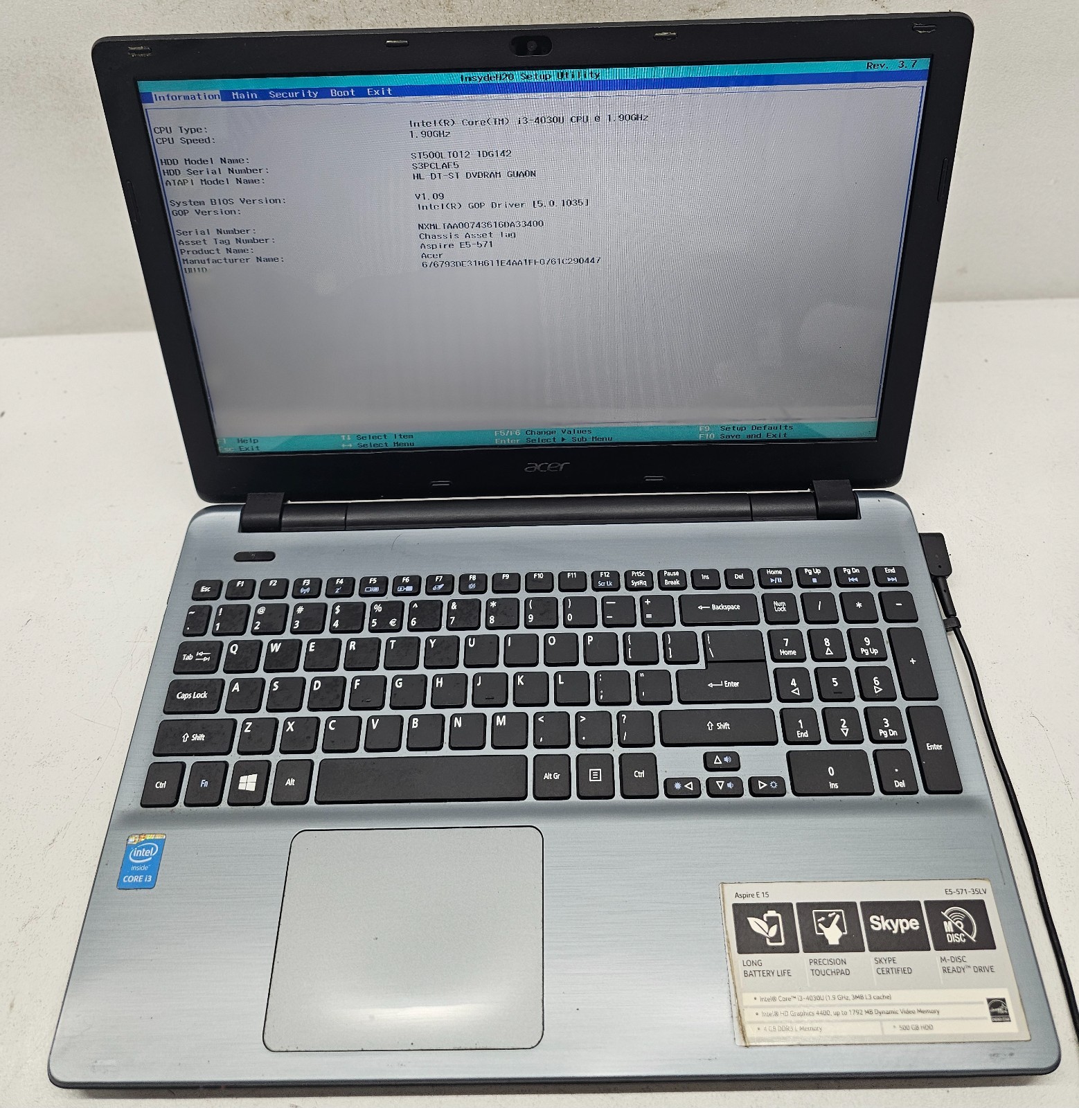 Acer Aspire E15 E5-571-35LV Laptop Intel Core i3-4030U 4GB Ram 500GB NO OS (FL)