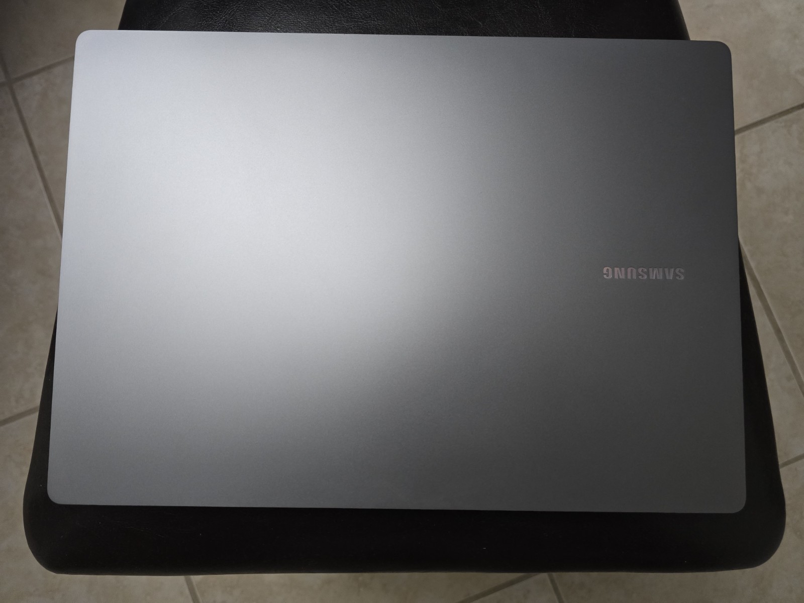 Samsung Galaxy Book5 Pro 16″ AMOLED Touch Intel Ultra 7 256V 16gb 1tb Laptop