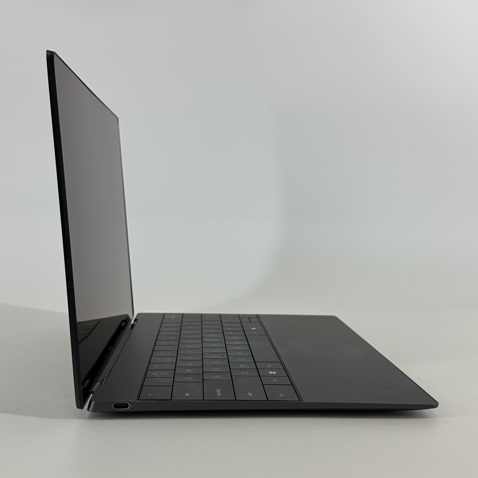 Dell XPS 13 9340 Gray QHD+ TOUCH 1.4 GHz Ultra 7 155H 64GB 1TB SSD Good