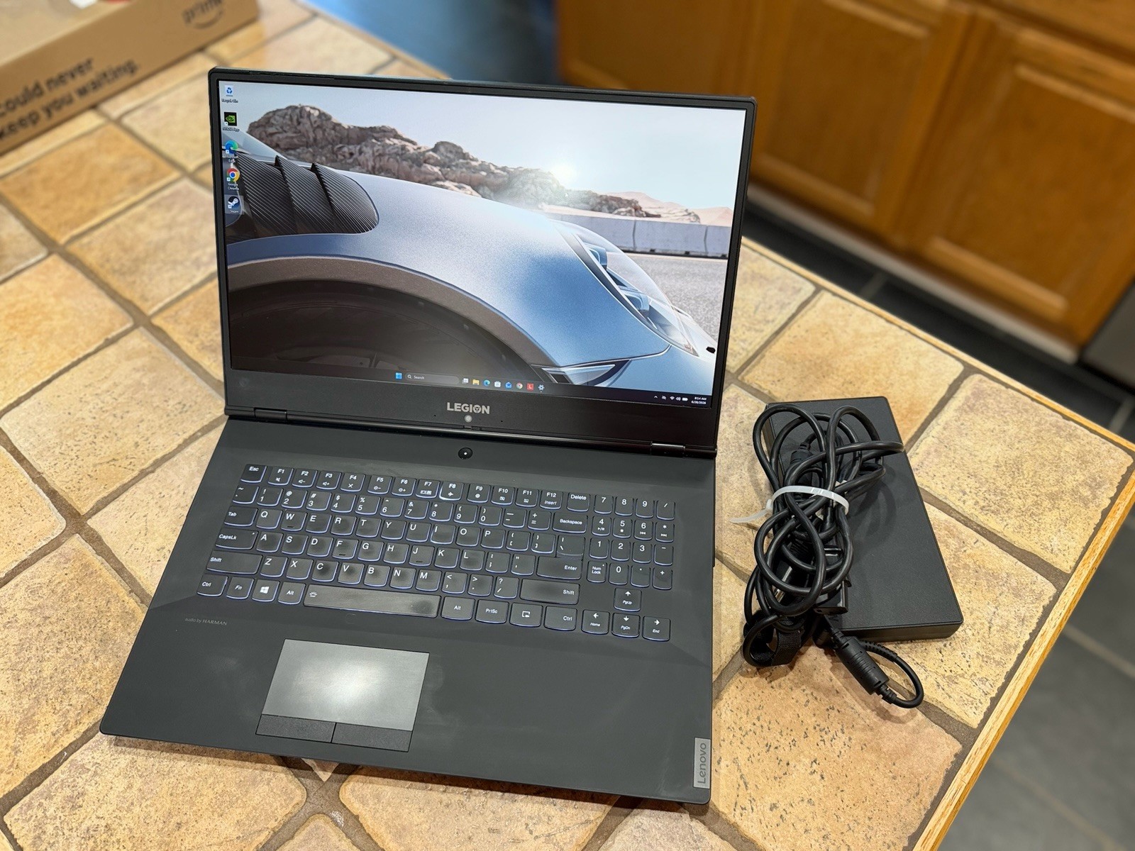 Lenovo Legion Y540-17IRH 144Hz IPS i7-9750H 16GB RAM 512GB SSD GTX 1660 Ti W11