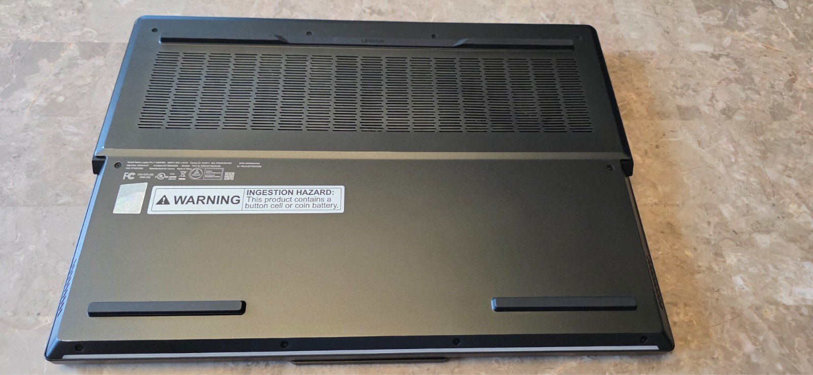 Lenovo Legion Pro 7 16ARX8H 16 WQXGA AMD Ryzen 9 7945HX 32GB 2TB RTX 4090