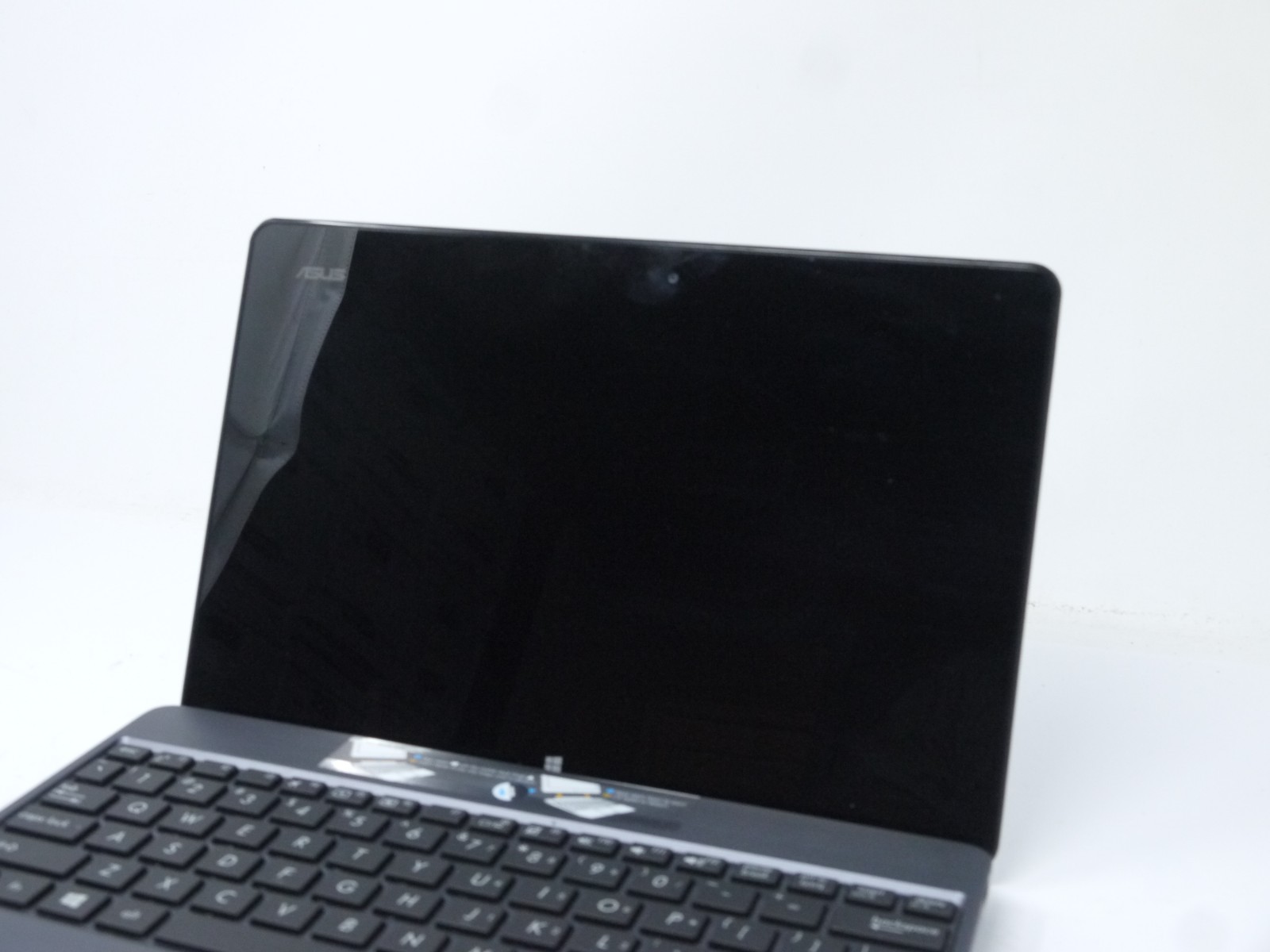 ASUS VivoTab TF600T 10.1″ Windows RT 8.1 32GB Tablet w/ Keyboard – Working Great