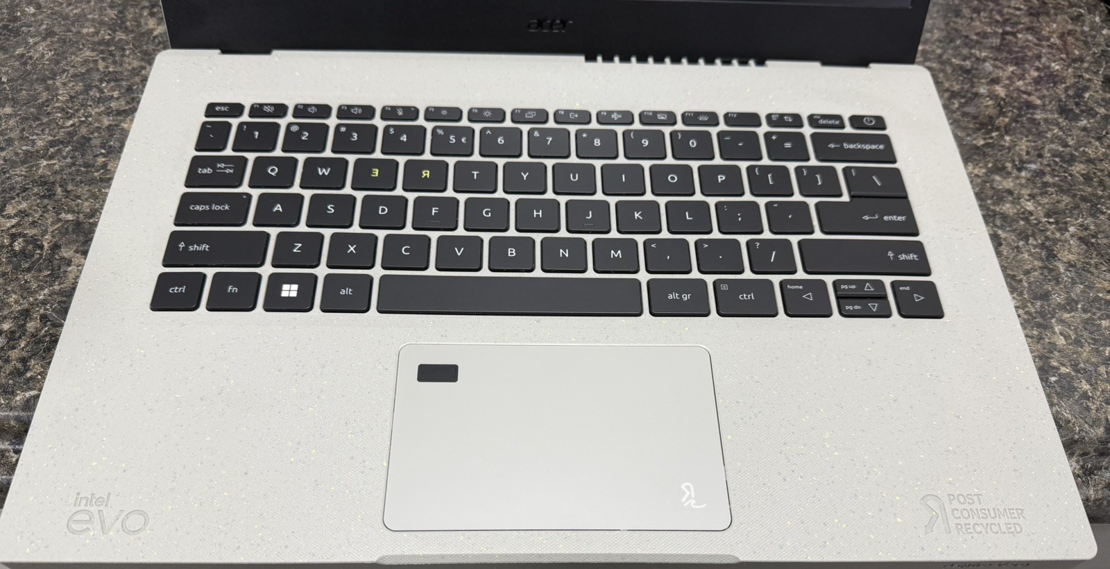 MINT/FULL BATTERY CAPACITY: Acer Aspire Vero,14-inch, i7, 16GB RAM, 1TB SSD-2023