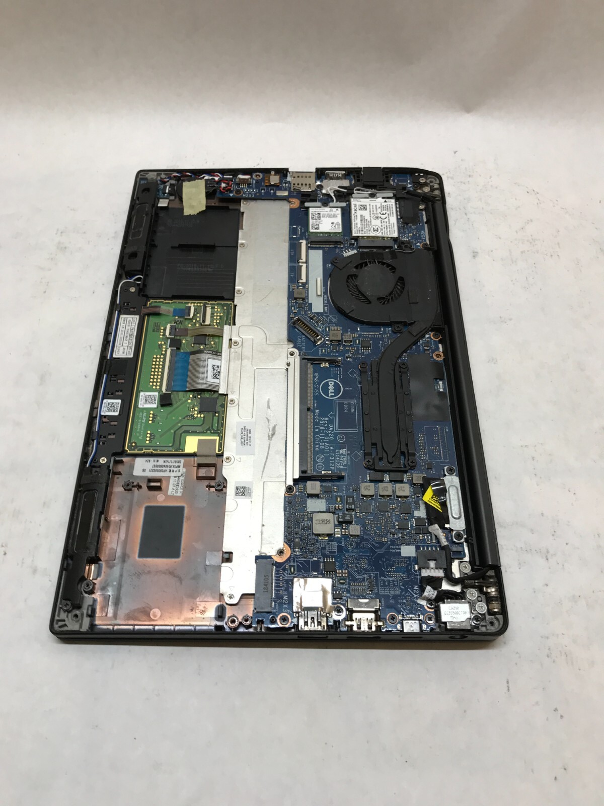 Dell Latitude 7290 12″ Unknown Intel Processor NO RAM For Parts NO POWER! – -DW