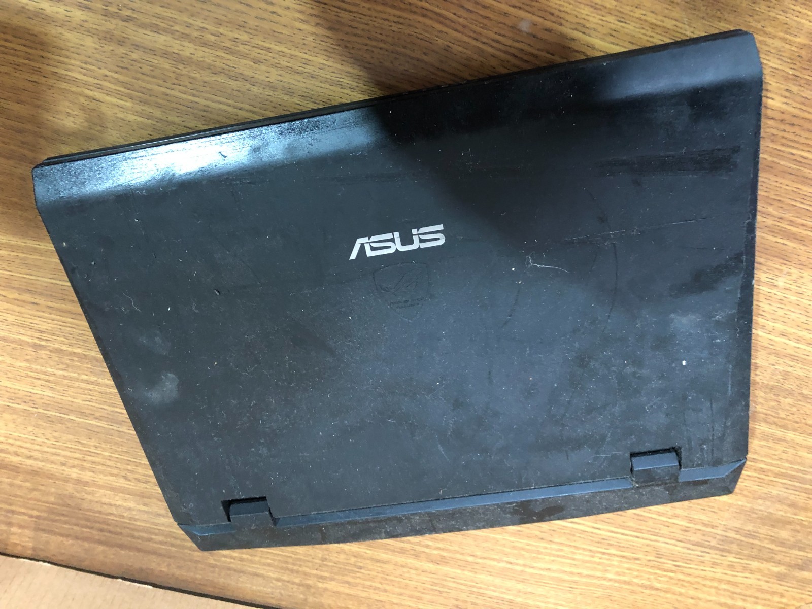 ASUS G73Jh Gaming Laptop – i7 – 8GB Ram – Radeon HD 5800 – 240GB SSD – STICKY