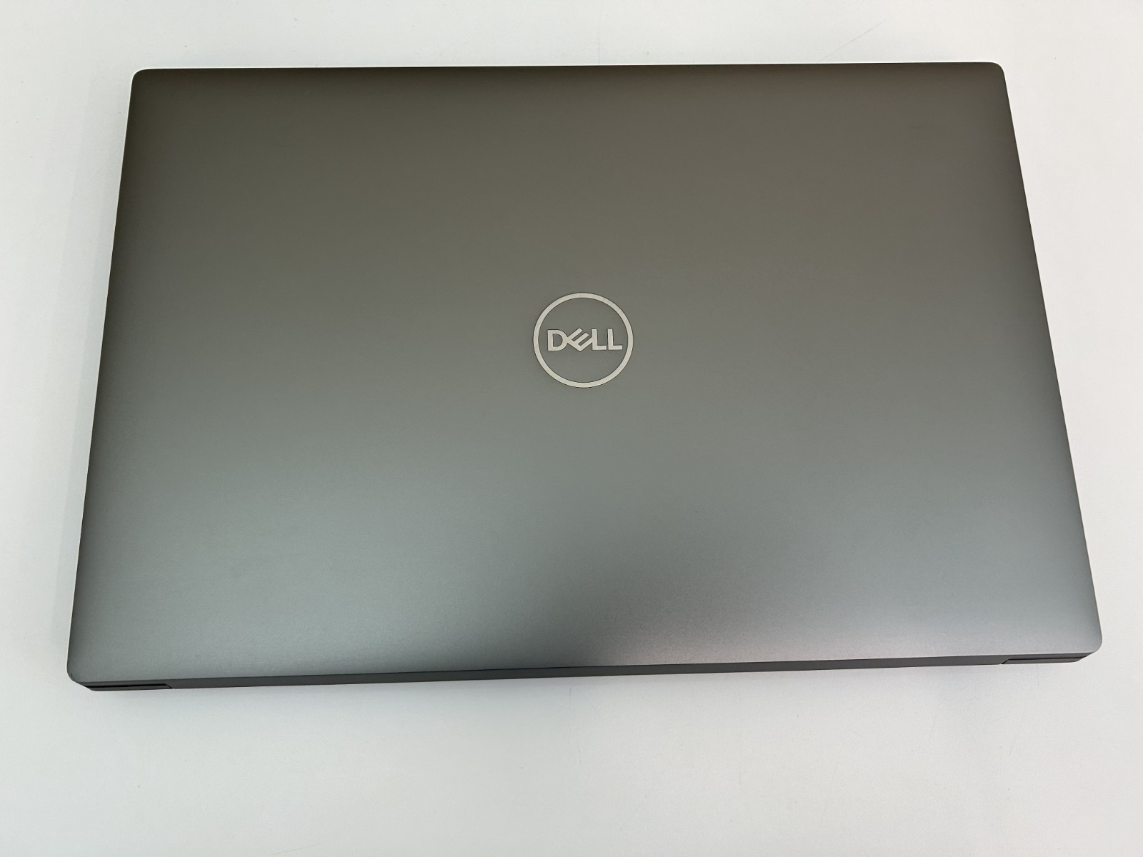 LAPTOP Dell Precision 5690 FHD+ IPS 16″ Ultra 7 165H 1 TB NVMe 32GB RAM Win 11