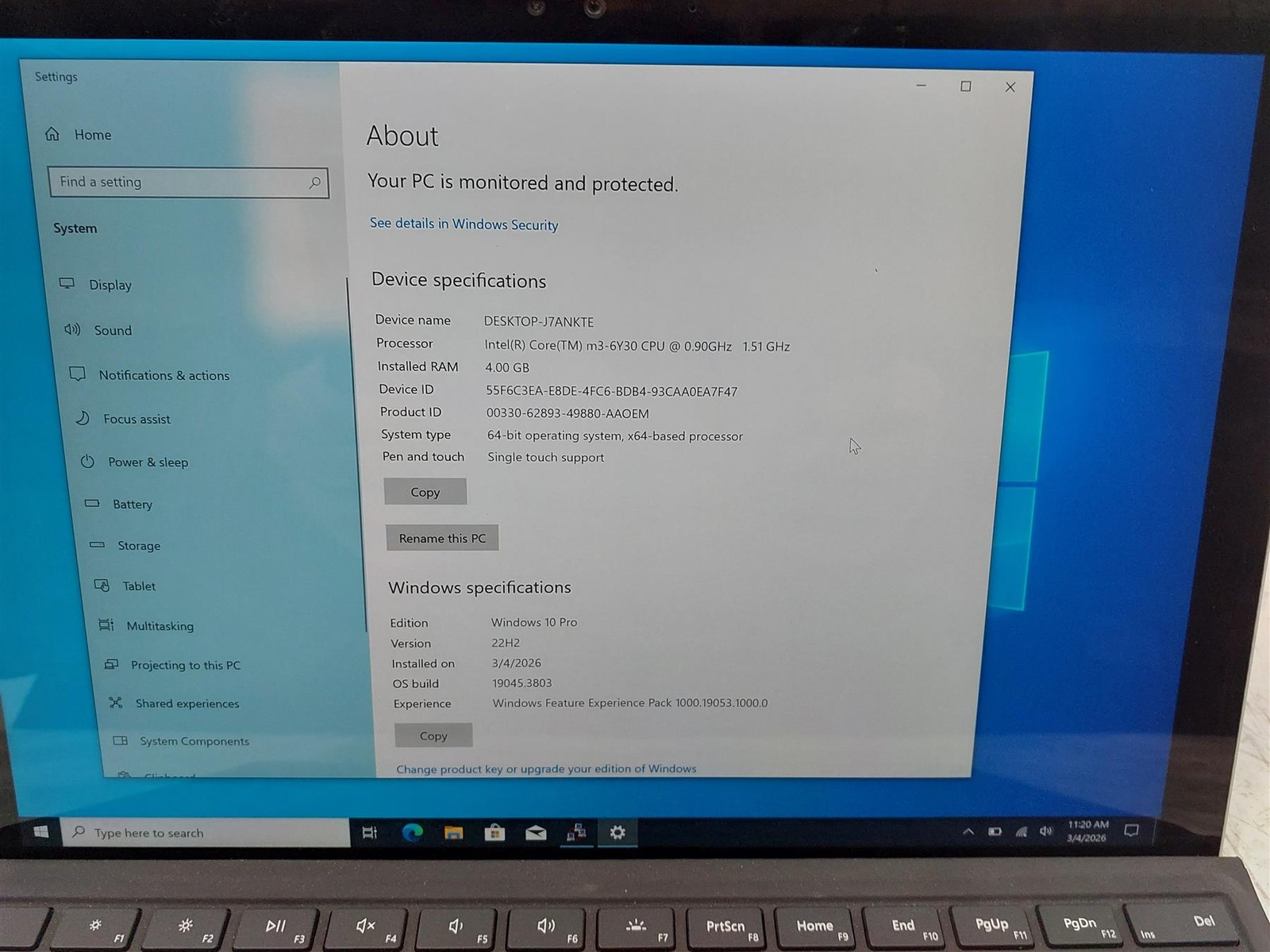 Microsoft Surface Pro 4 Core m3-6Y30 4GB RAM 128GB SSD