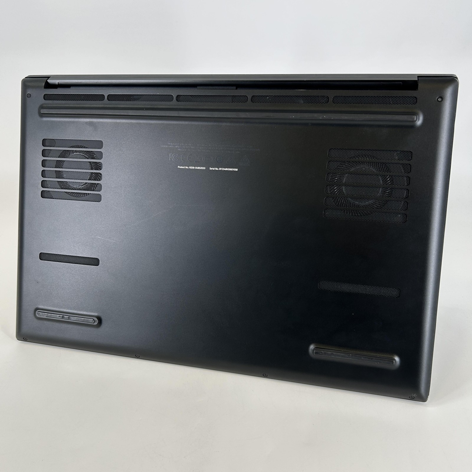Razer Blade 15 240Hz 2K 2.5 GHz i7-13800H 64GB 1TB SSD RTX 4070 Good – FRAME GAP