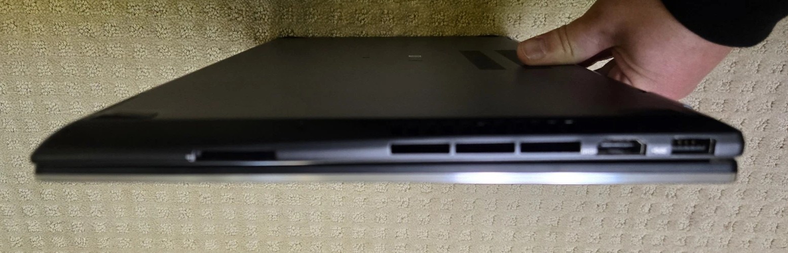 ASUS ZenBook Flip 15 Laptop Q528EH 15.6″ 512GB SSD, Intel Core i7, 16GB