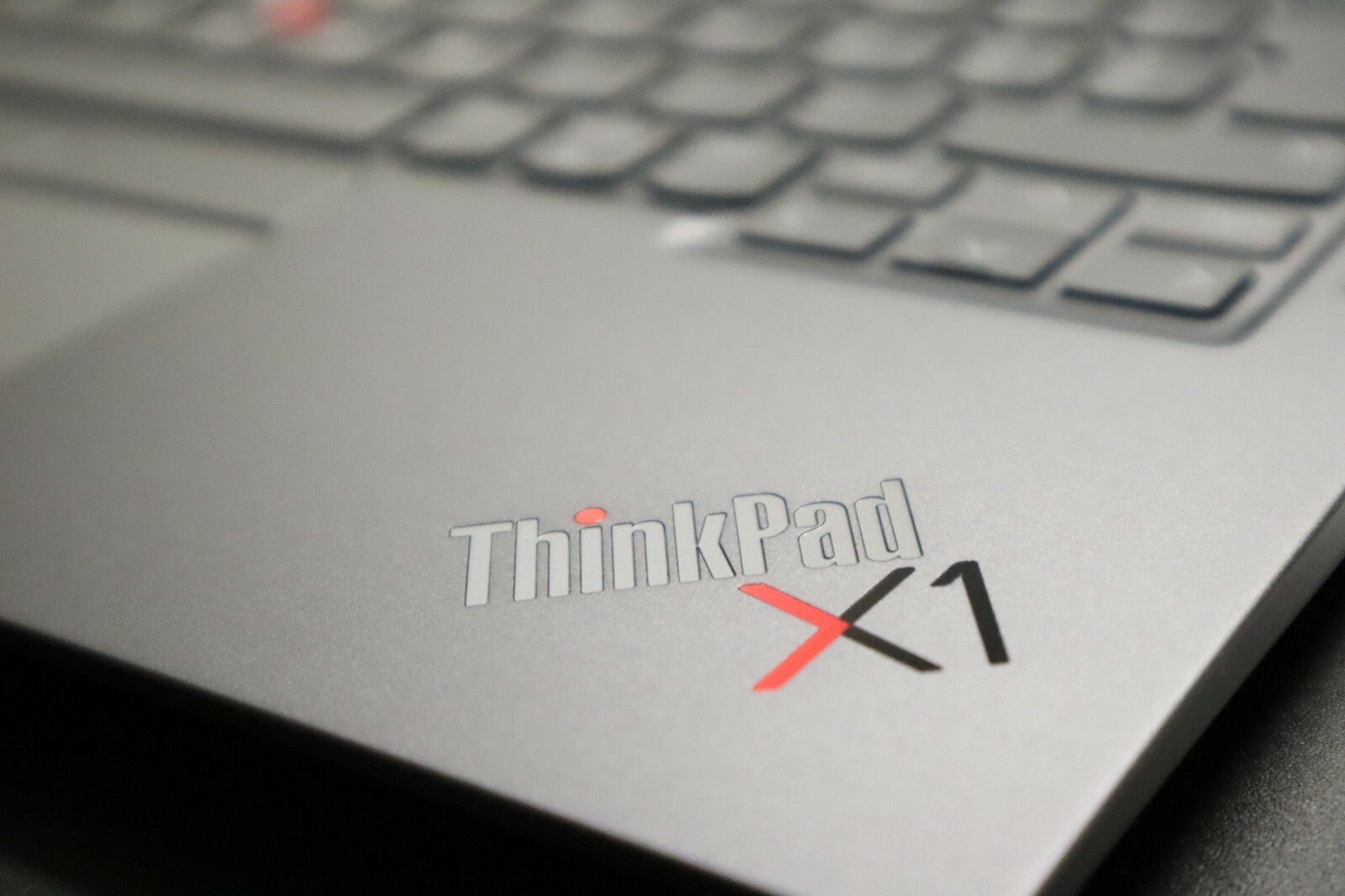 5G: LENOVO THINKPAD X1 YOGA G8, i5-1345U 32GB 4TB WUXGA LINUX MINT WIN LTE PEN