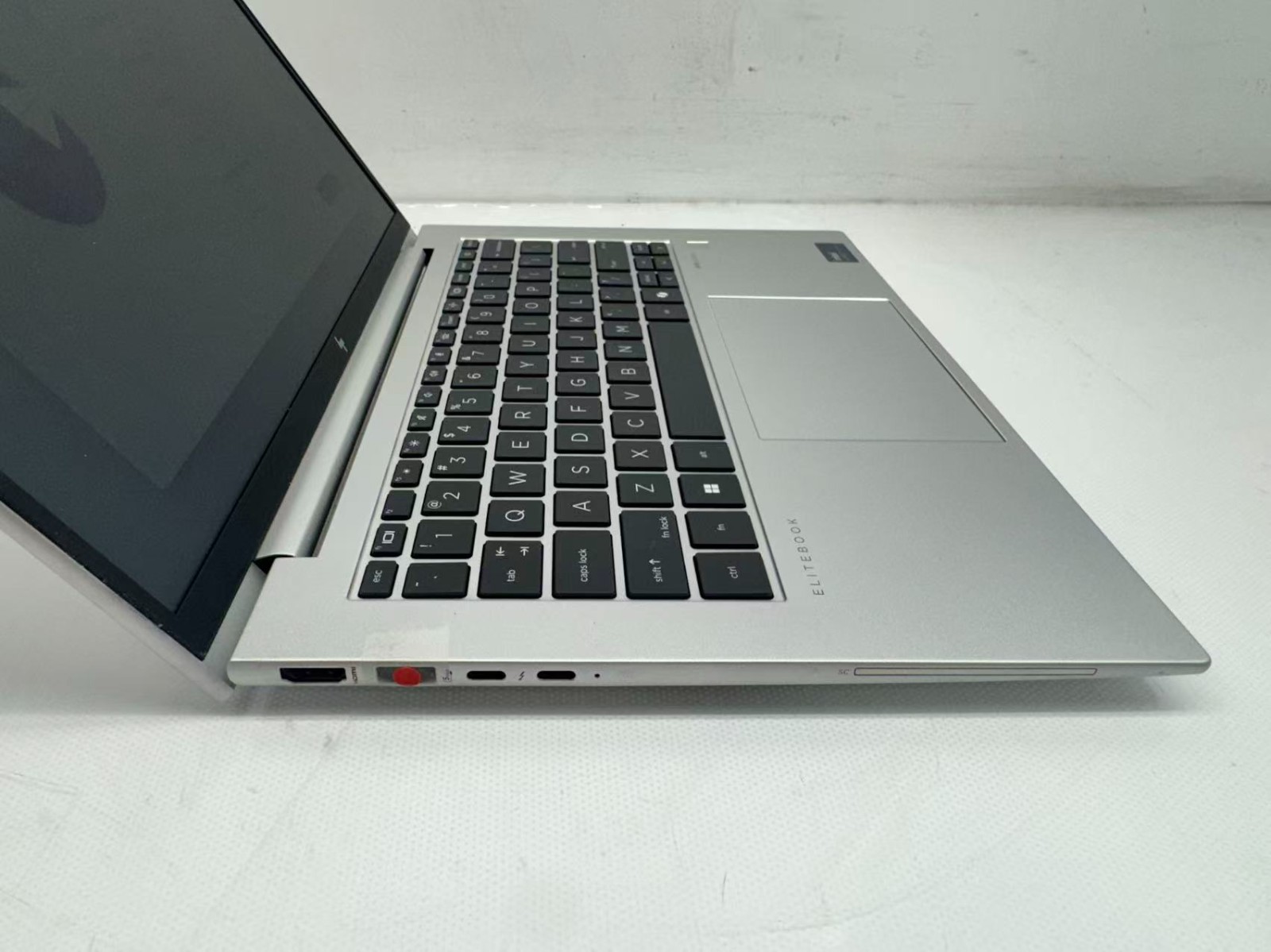 HP EliteBook 840 G11 14″ Ultra 7 165U@1.7GHz 16G RAM 256GB Win11 *READ*