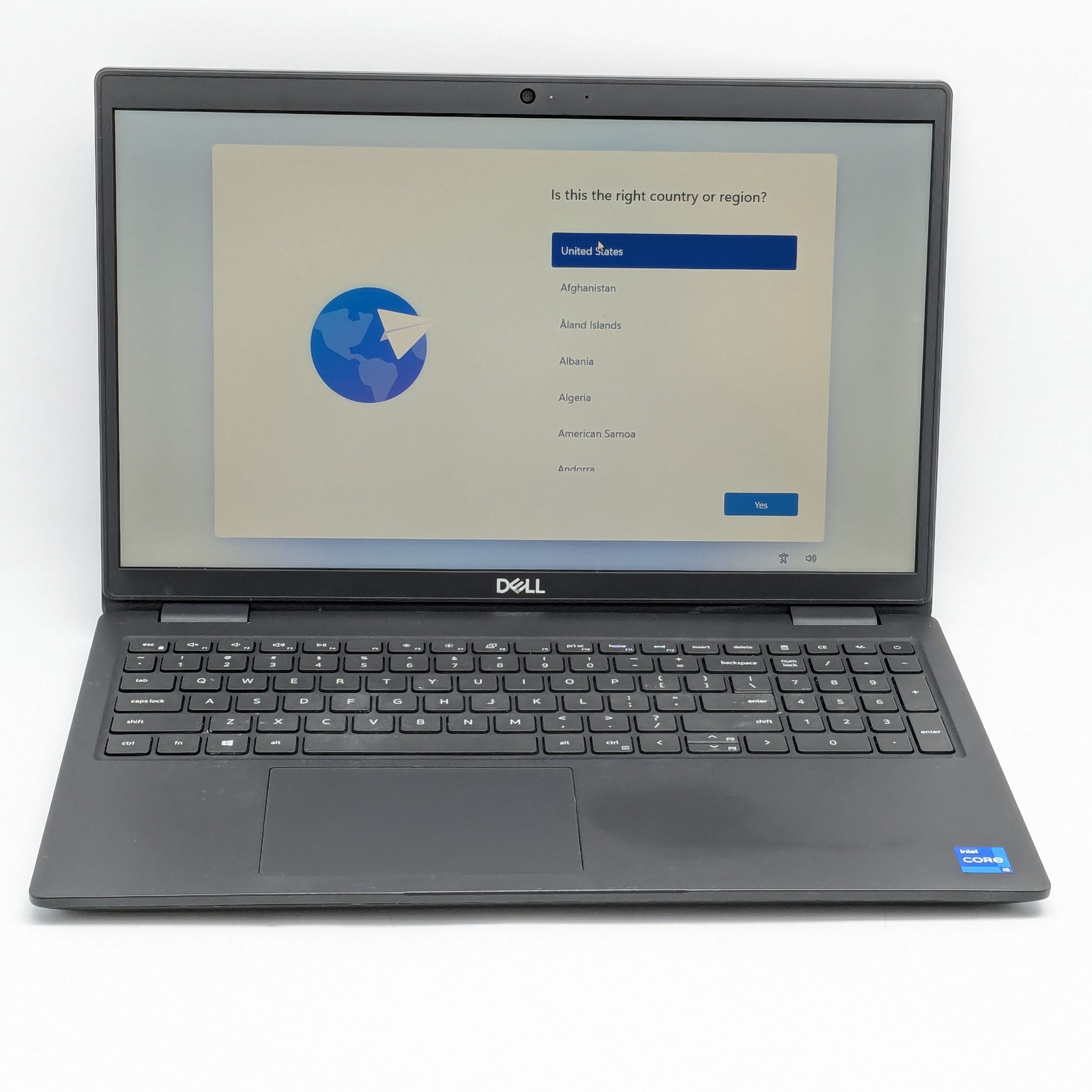 Dell Latitude 3520 15.6″ i5-1145G7 16GB DDR4 512GB SSD Windows 11 Home