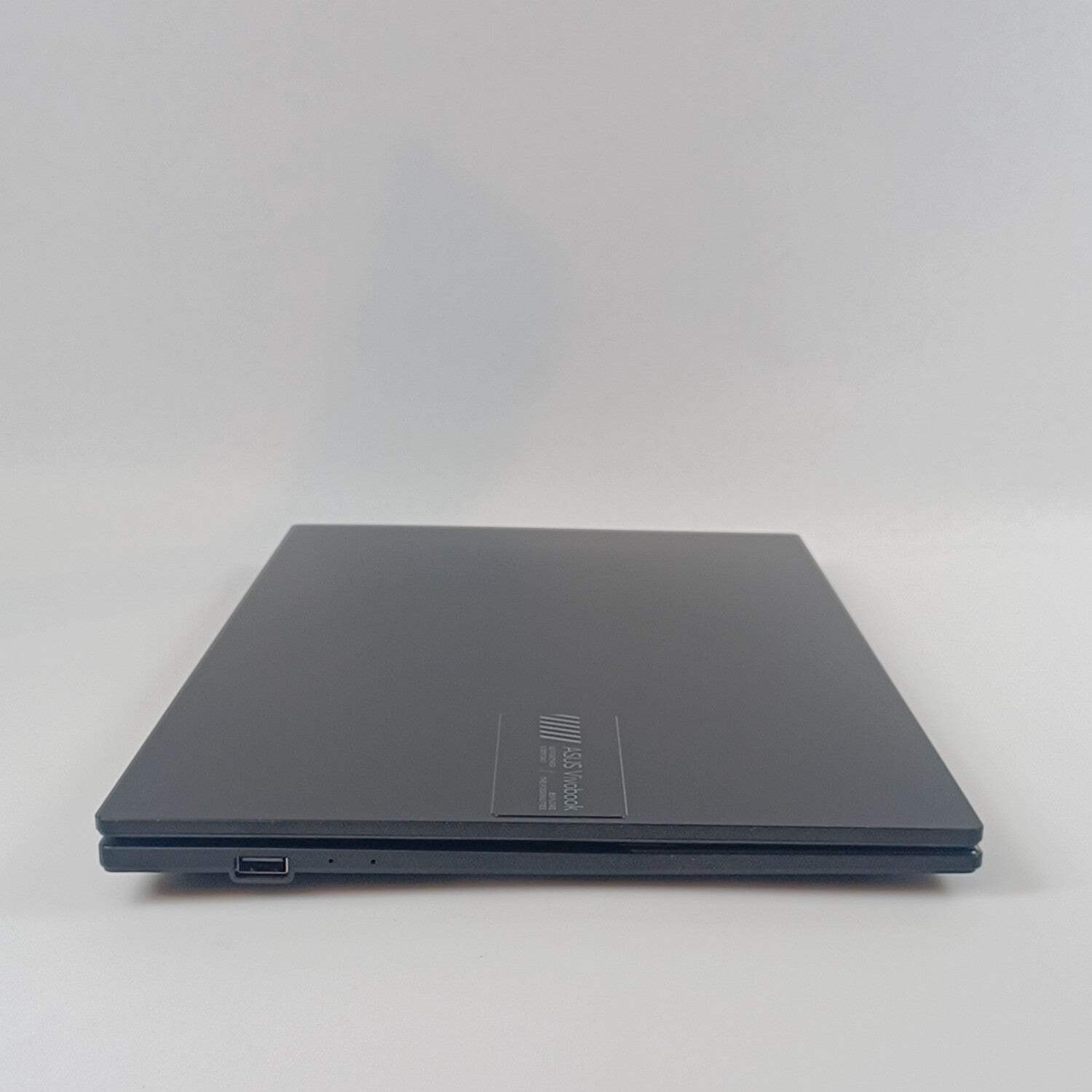 Asus Vivobook Go 15 E1504FA 15.6″ AMD Ryzen 5 40 2.8GHz 8GB RAM 512GB SSD