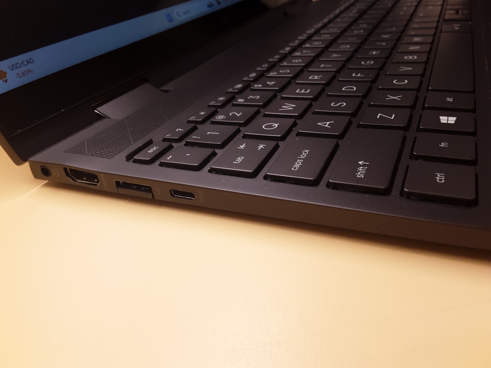 HP ENVY x360 15.6″ 475GB, AMD Ryzen 5 2.38GHz, 16GB – Black-15m-ee0013dx