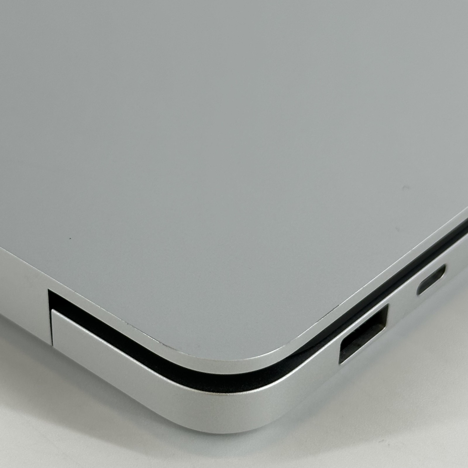 Microsoft Surface Laptop Studio 2 14.4 2K TOUCH i7-13800H 32GB 1TB SSD RTX 4050