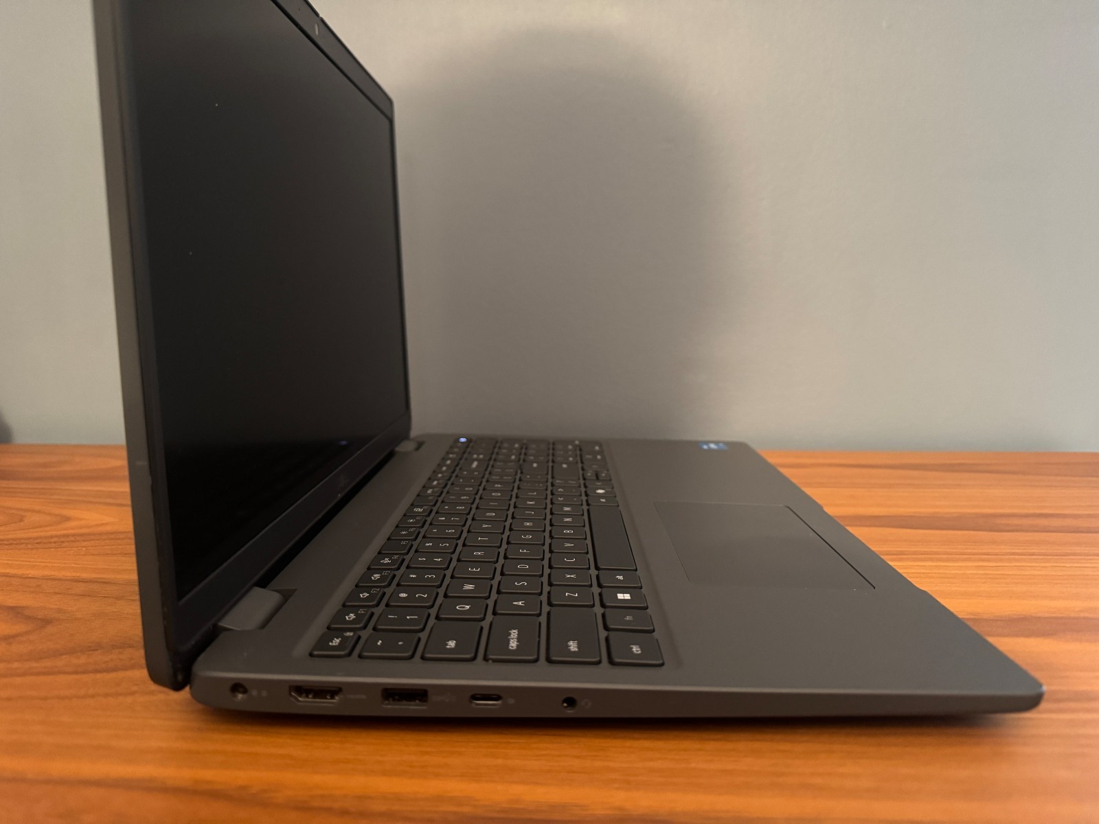 Dell Latitude 3550 Laptop 15.6″ FHD i3-1315U 8GB Ram 256GB SSD W11 Pro New Batt.