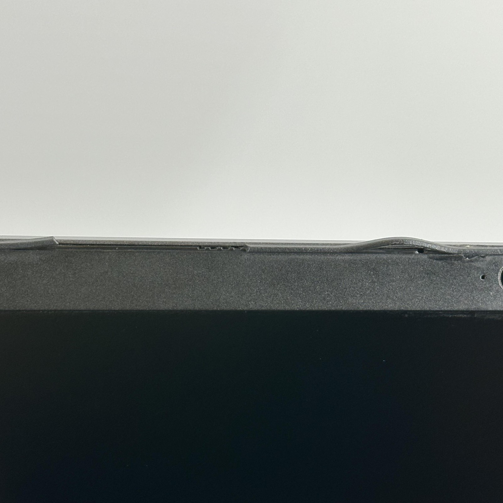 Dell Latitude 5501 15 Gray FHD i7-9850H 2.60GHz 48GB 512GB SSD Good BAD BATTERY