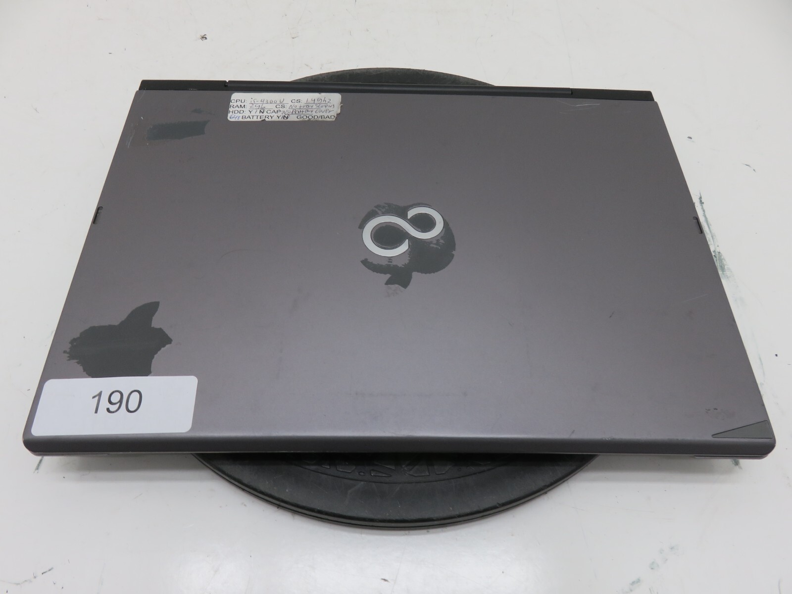 FUJITSU LifeBook T904 Laptop Intel Core i5-4300u 2GB Ram No HDD or Battery