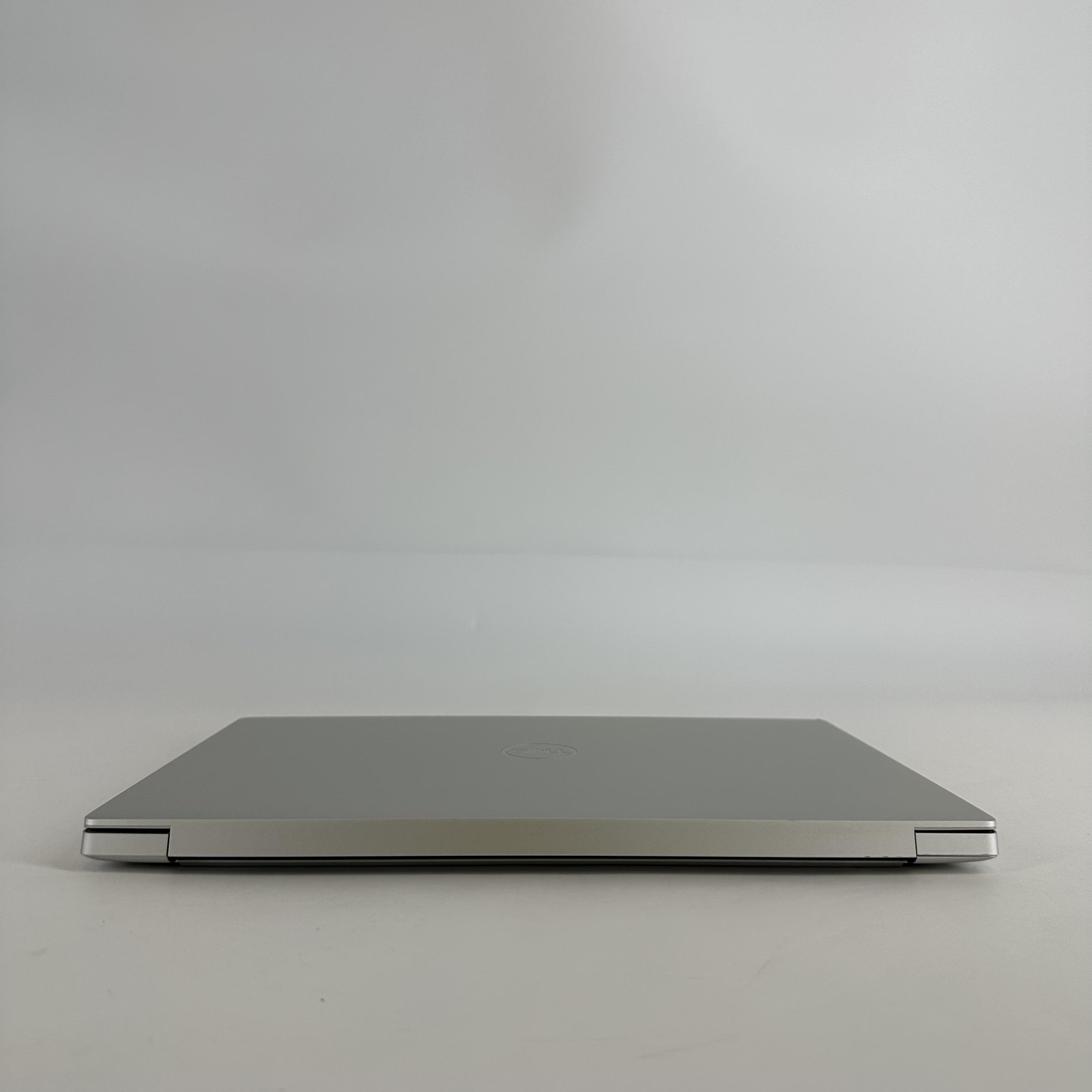 Dell XPS 14 9440 FHD+ 1.4 GHz Ultra 7 155H 32GB 1TB SSD RTX 4050 Excellent