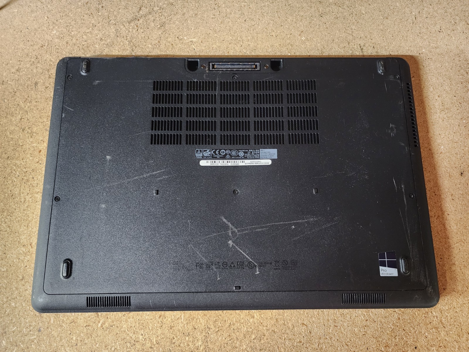 Dell Latitude E5550 i7-5600U 2.60GHz 16GB RAM No HDD/OS/Batt See Desc