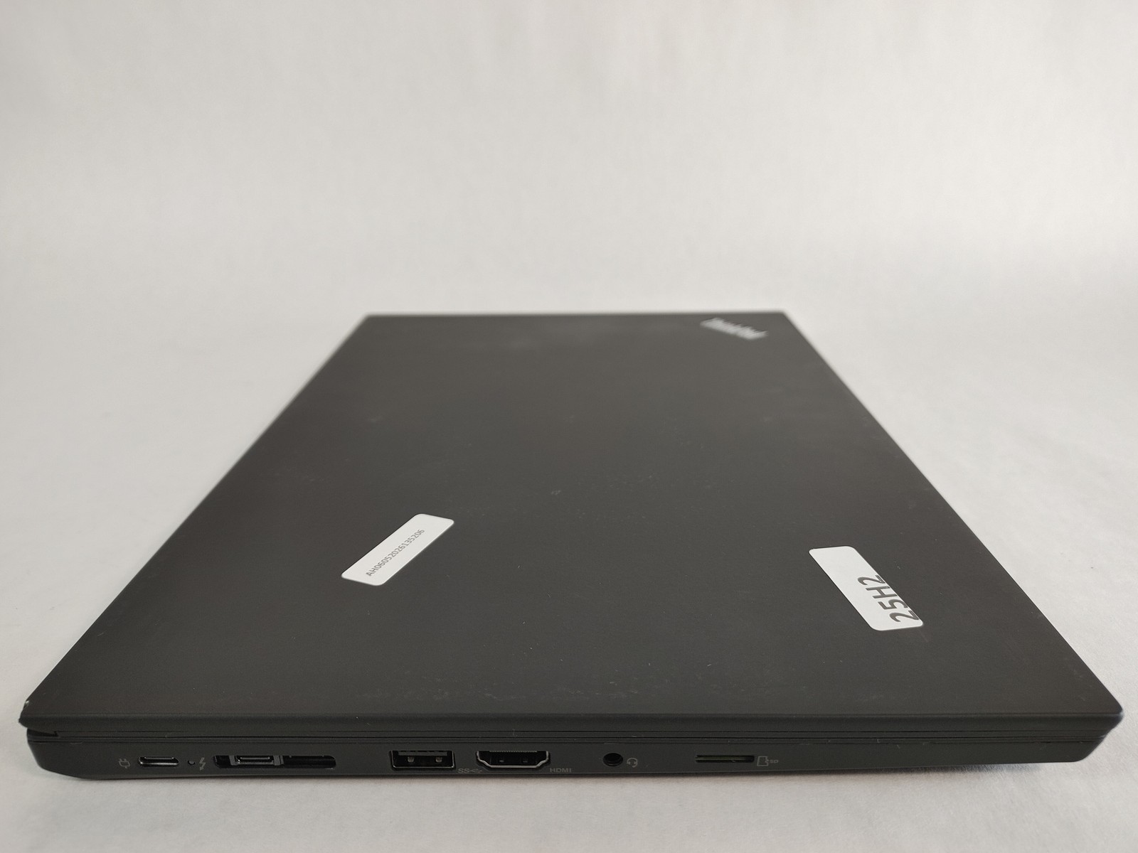 Lenovo ThinkPad P14s Gen 2 Core i7-1165G7 2.80 GHz 32 GB DDR4 256 GB NVMe