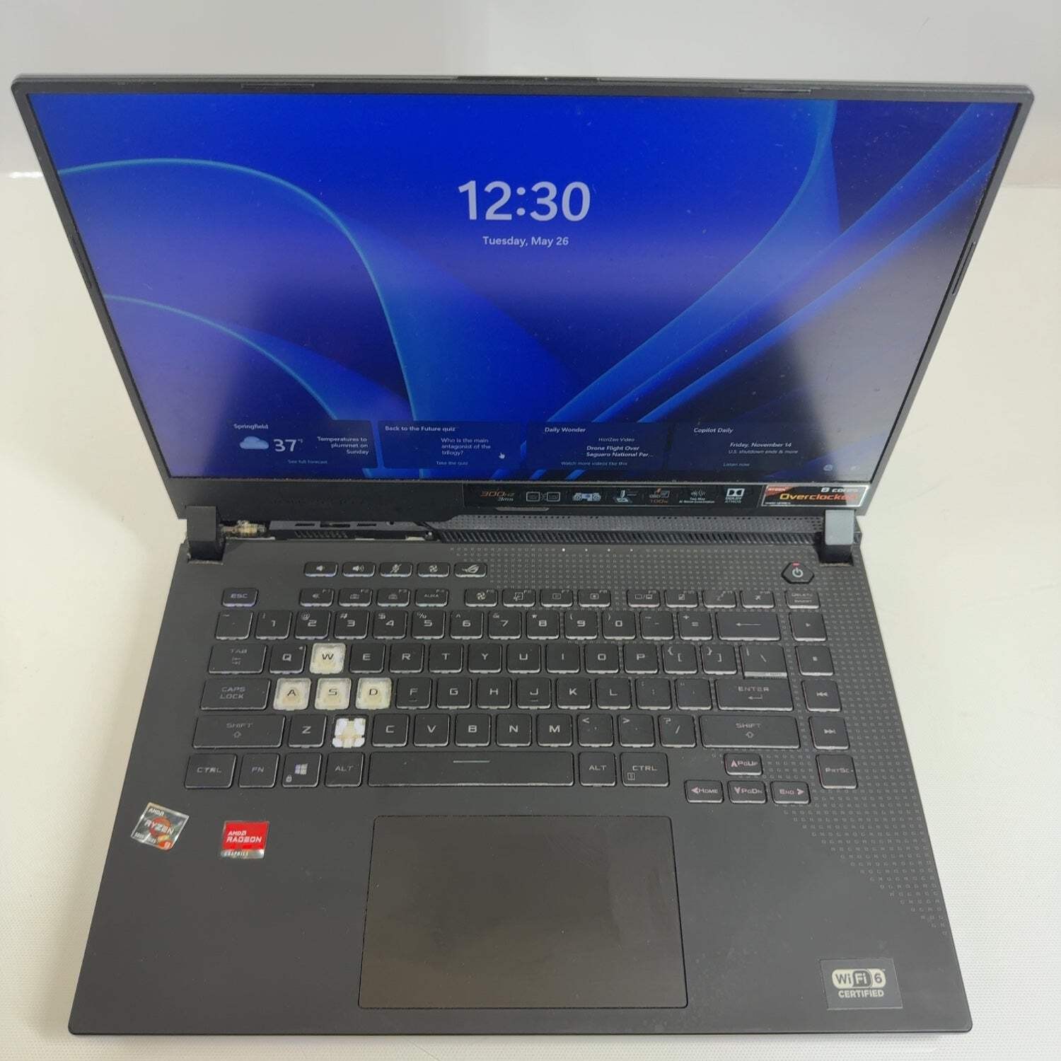 Asus ROG Strix G15 G513QY 15.6″ Ryzen 9 5900HX 3.3GHz 16GB RAM 500GB SSD RX 6800