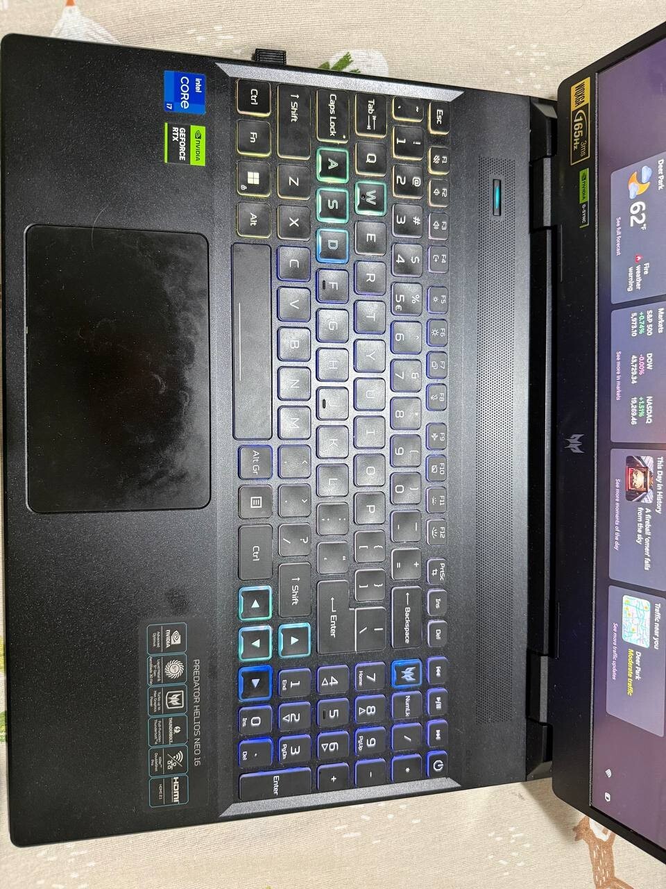 laptop Predator Helios Neo 16 (PHN16-71-73LT