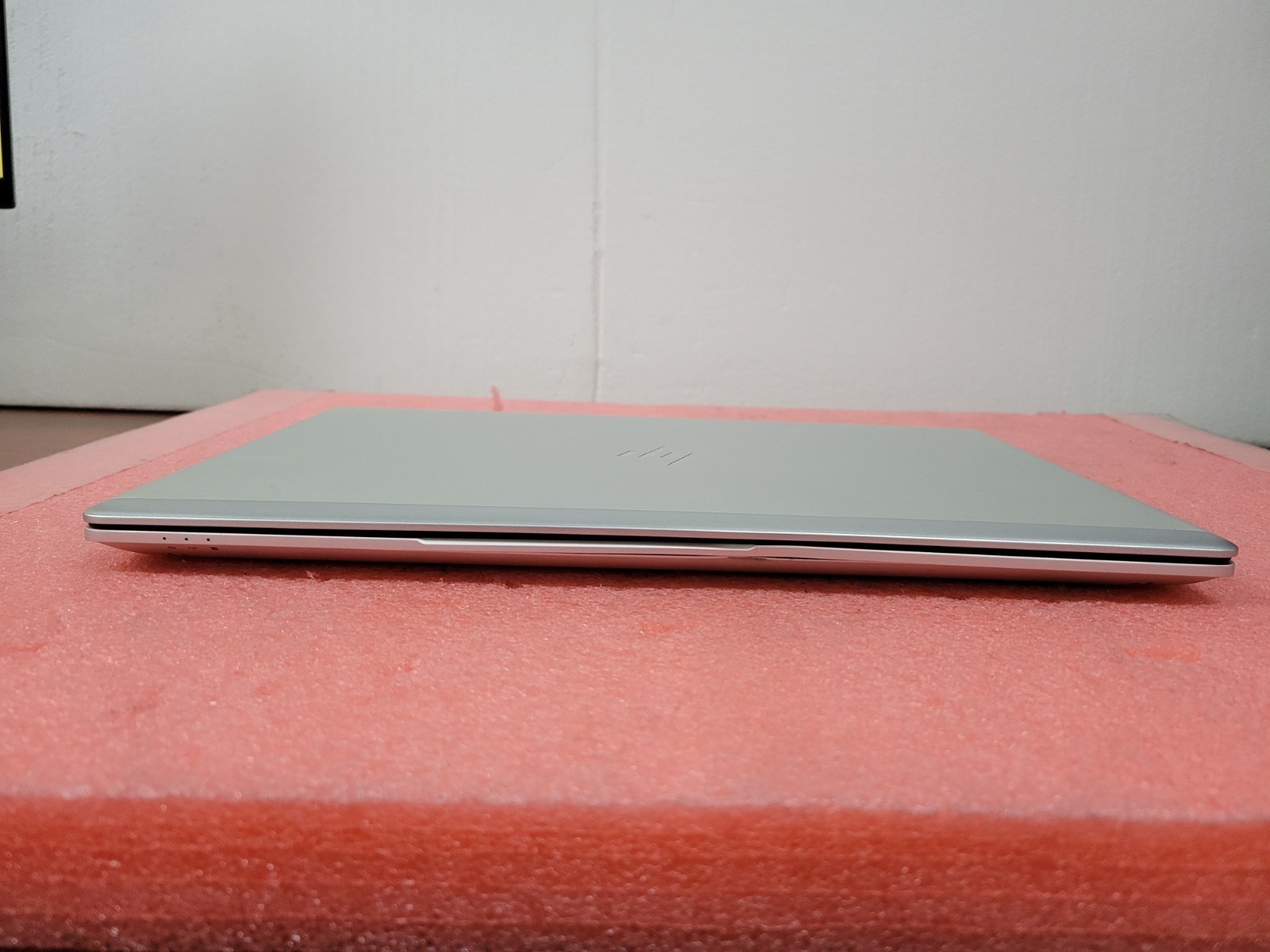 HP EliteBook 840 G5 i5-8250U@1.60GHz *AS IS/NO BATTERY/NO SSD/NO OS* | C949