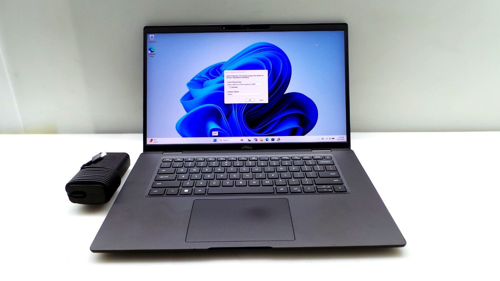 Dell Latitude 7530 | 15.6″ | i7-1255U | 16GB 512GB SSD | Win 11 Pro