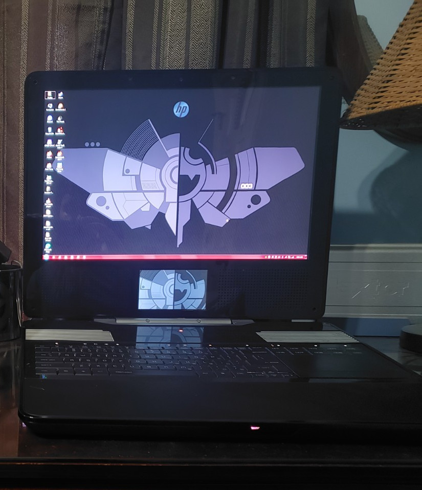 HP VoodooPC Firefly 003 Dual Screen Concept Gaming Laptop only 1 of 12 ever made