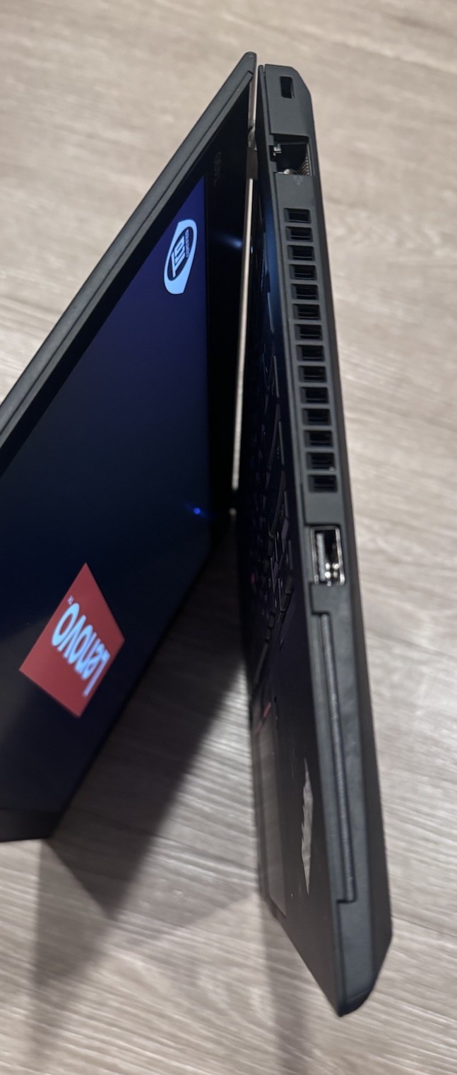 Lenovo ThinkPad T490 i5-8365U 8GB RAM 256GB SSD Touchscreen LTE Win11 Pro
