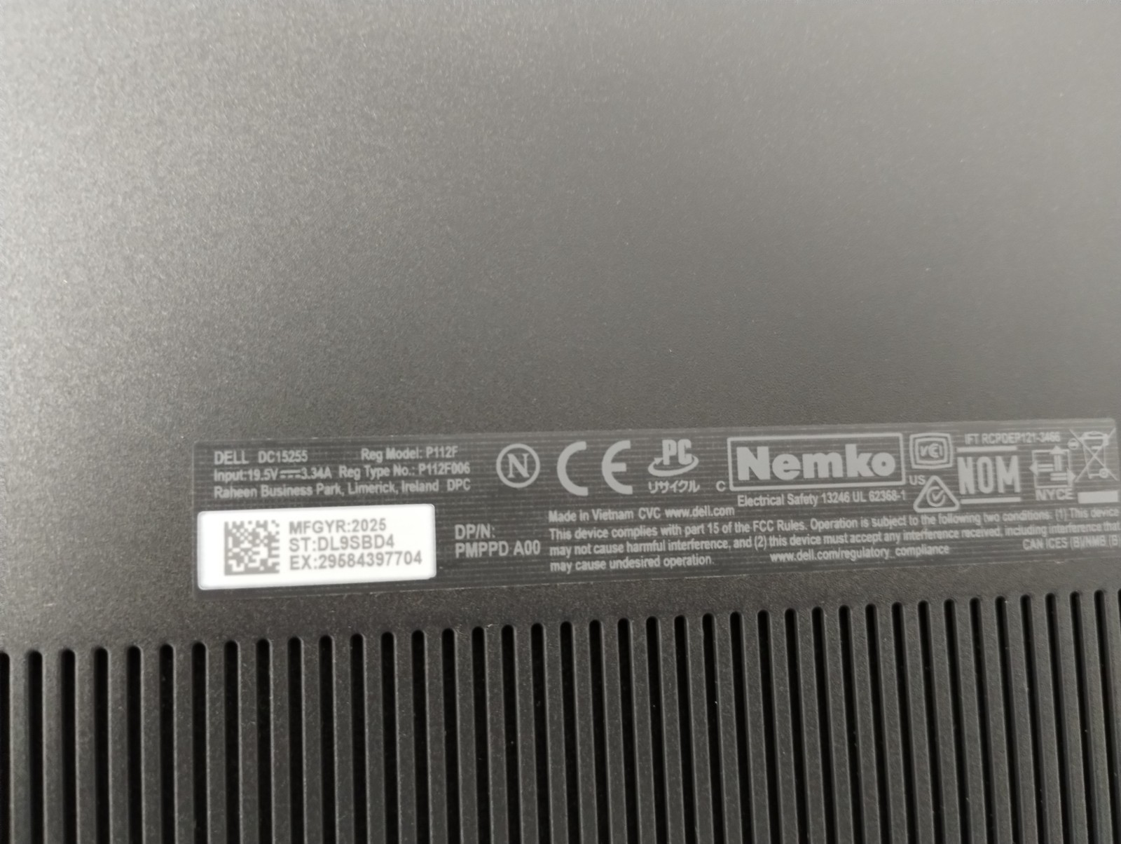 DELL 15 DC15255 G8MK9, AMD Ryzen 7 7730U, 2.00 GHz, 16 GB RAM, 512 GB NVMe SSD