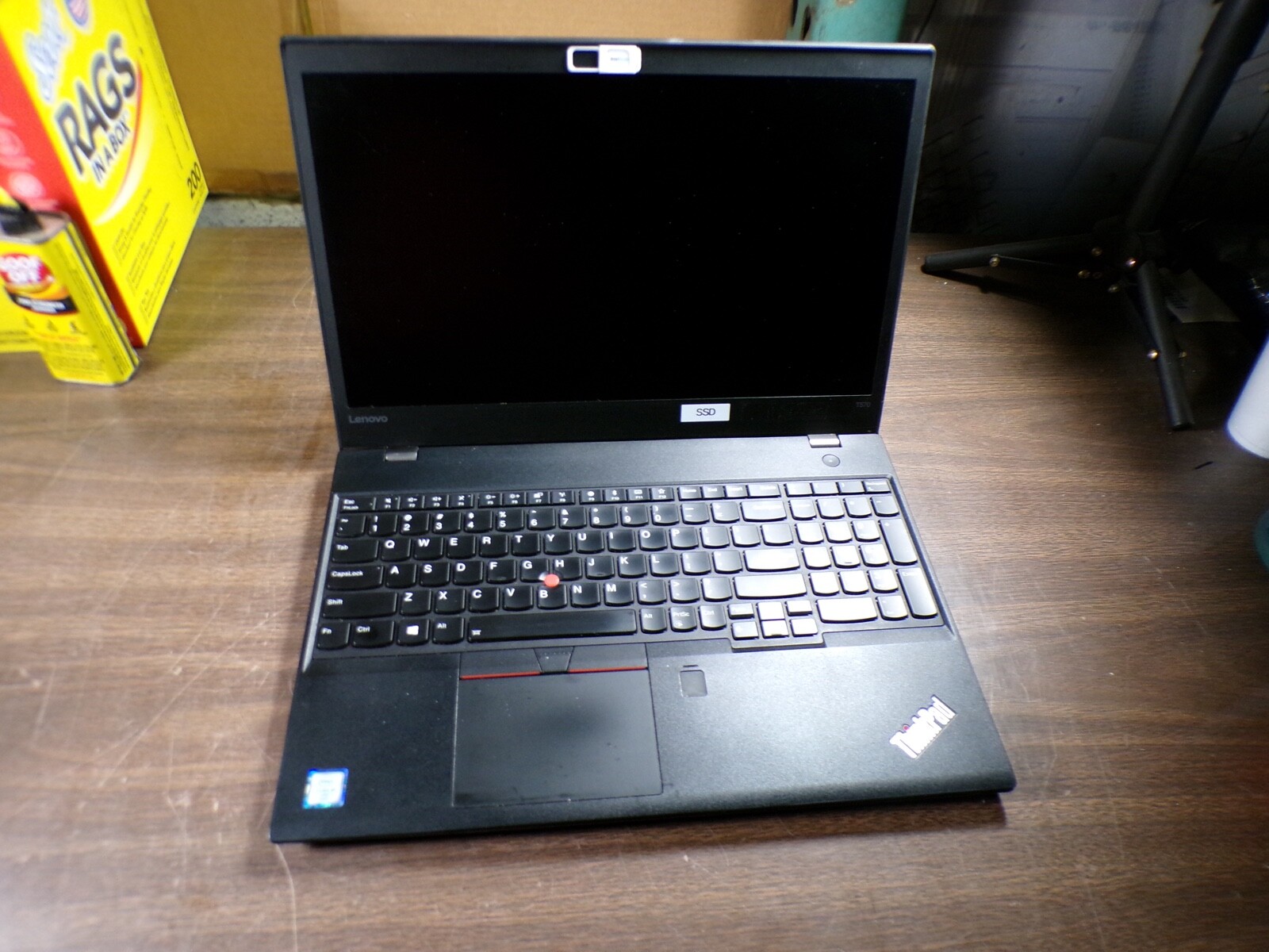 THINKPAD LENOVO T570 INTEL CORE i5-6300U 2.40GHZ 4GB RAM **NO HD/ NO CADDIE