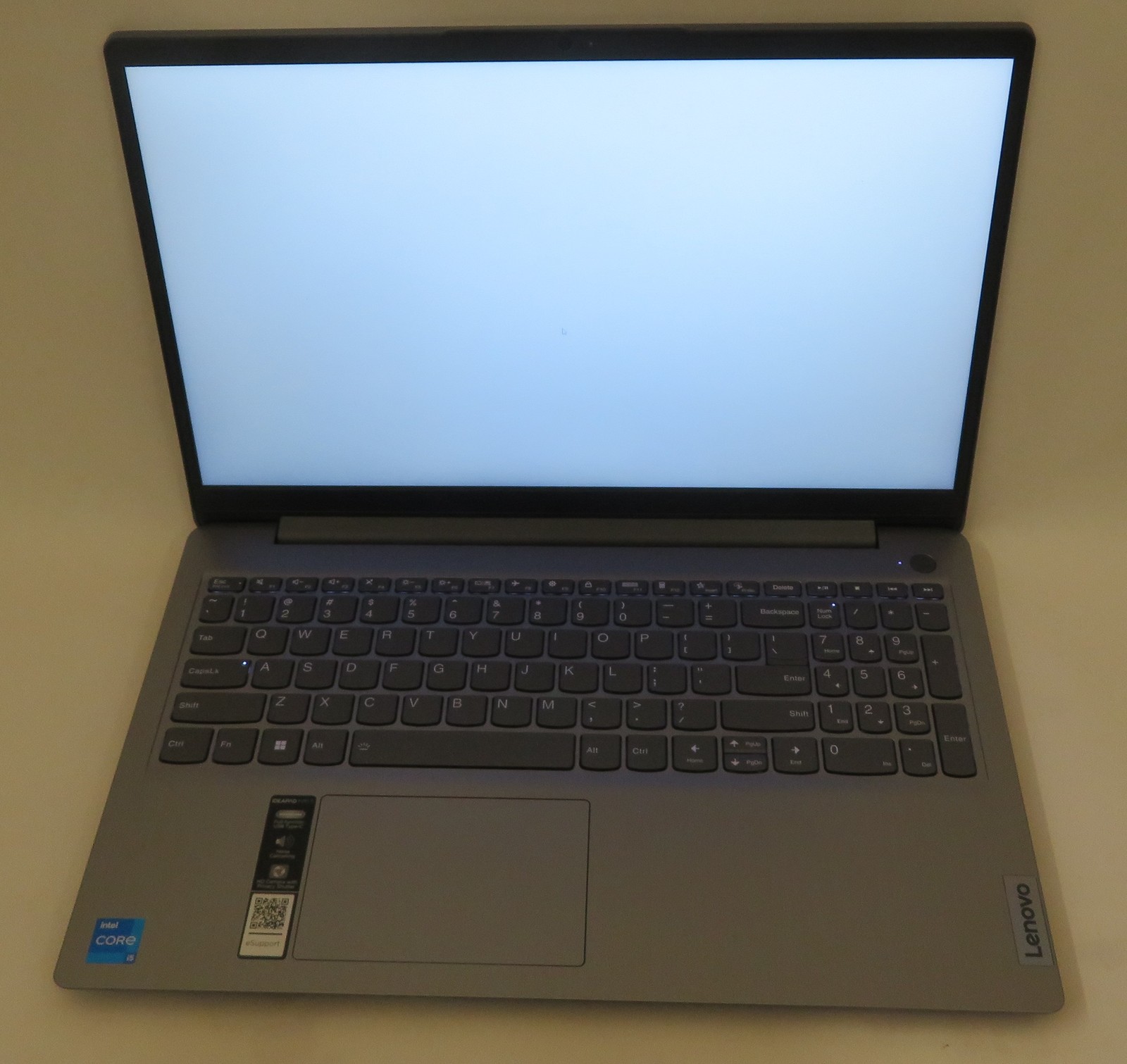 Lenovo IdeaPad 3 15.6in FHD 15IAU7 i5 1235U 1.3GHz 8GB RAM 256GB Win11