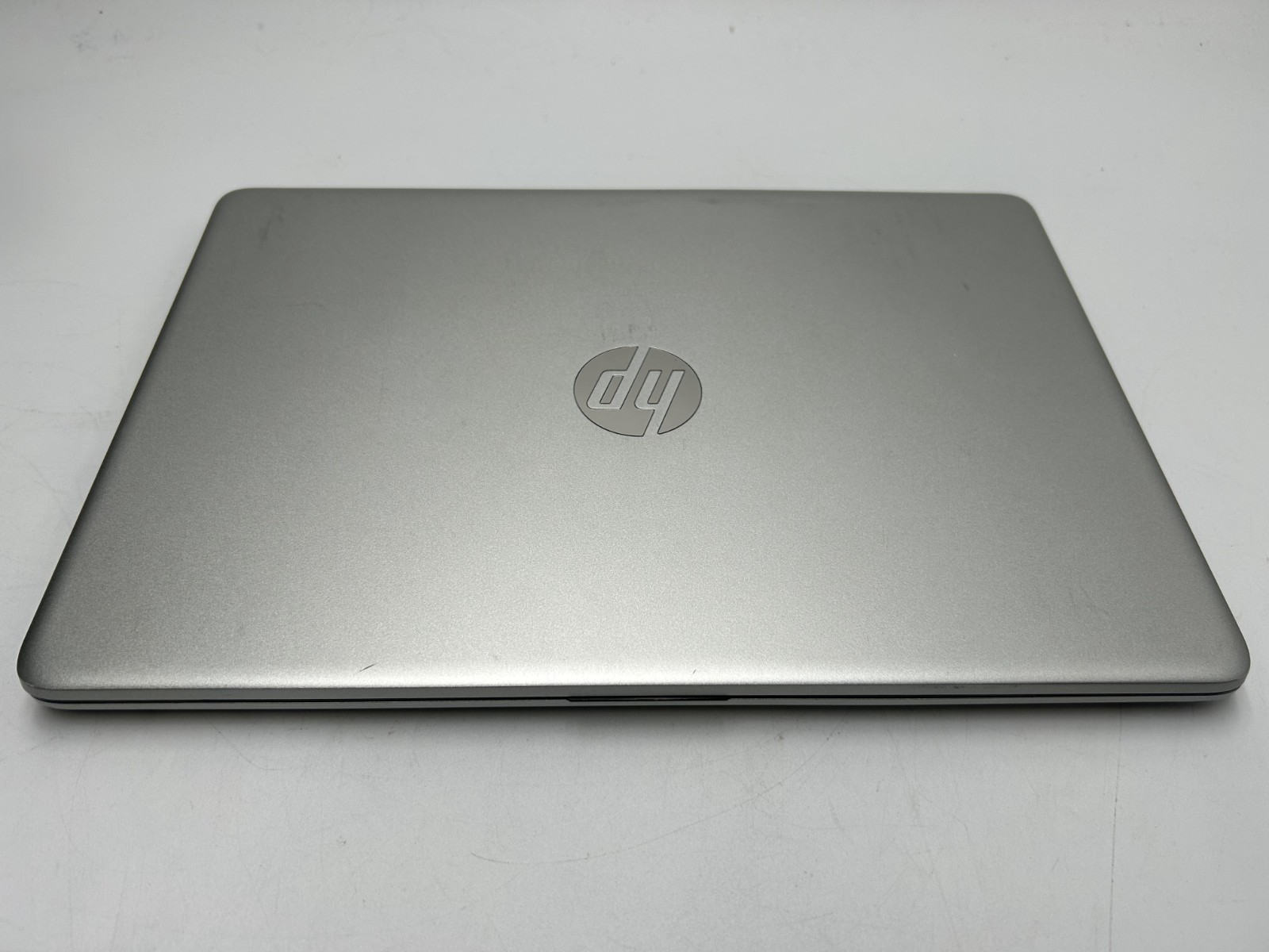 HP Laptop 14-dq1043cl, i3, 1.2GHz 8GB RAM 256GB SSD, W11H*READ*(L-20)