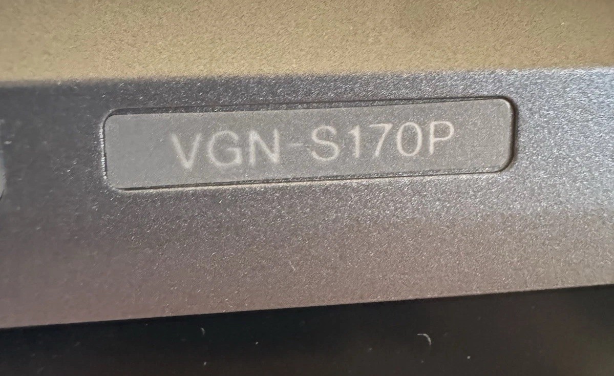 Sony VGN-S170P PCG-6C3L Pentium M 1.5GHz 1GB 128GB Disc Win XP Laptop