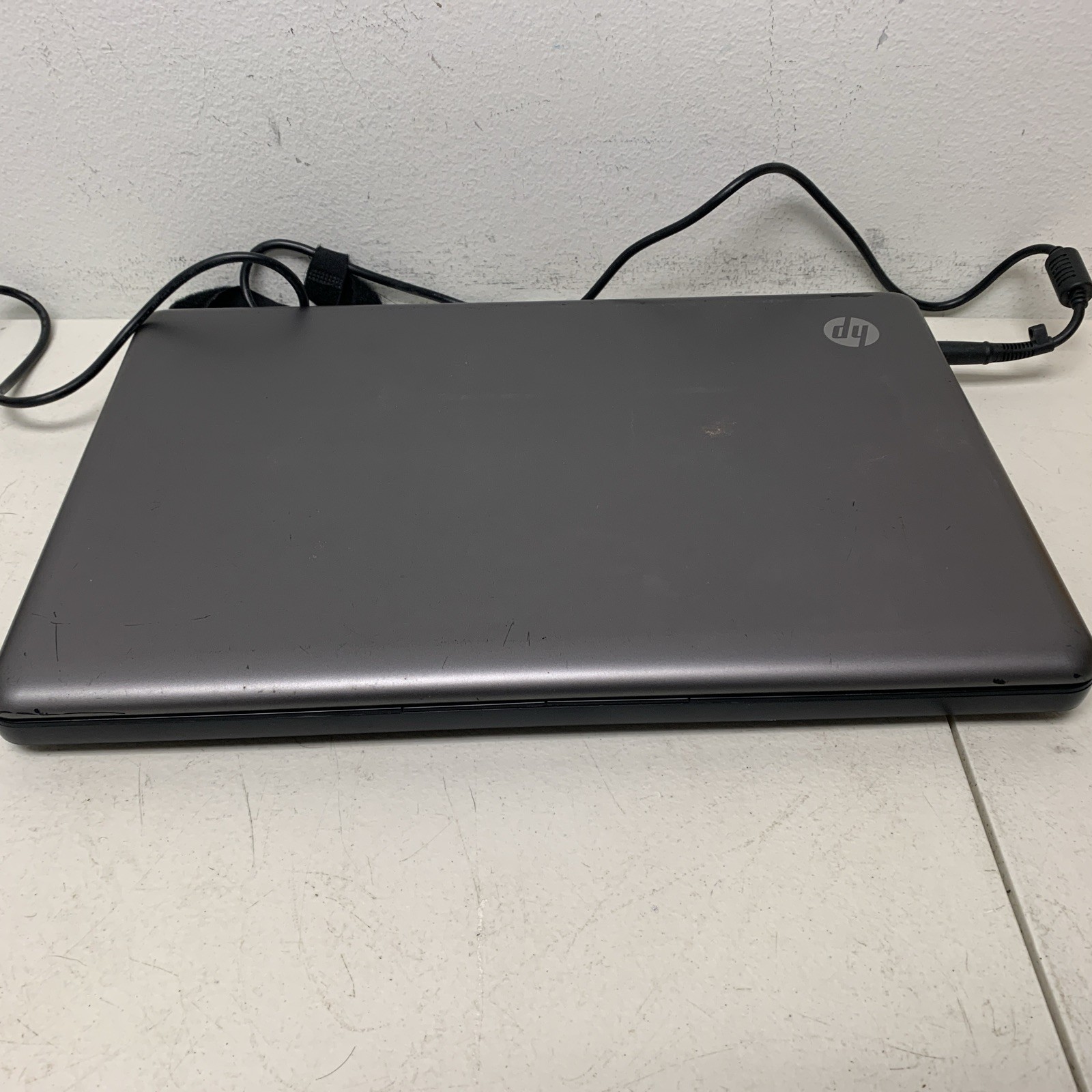 HP 2000 AMD E-300 APU No RAM No HDD for Parts/Repair ~ Read