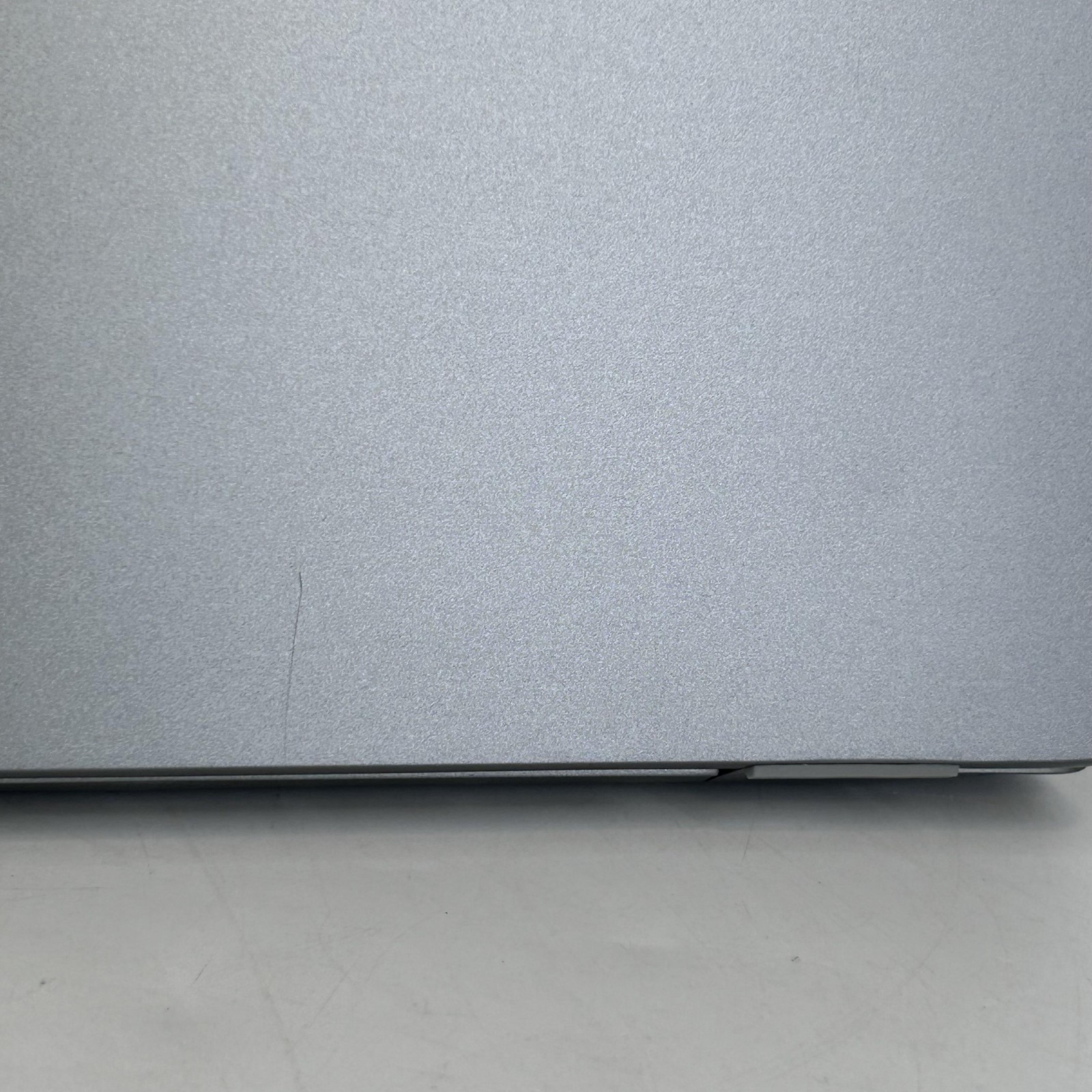 Dell Latitude 7450 14 Gray QHD+ 3.8 GHz Ultra 7 165H 32GB 256GB SSD Very Good