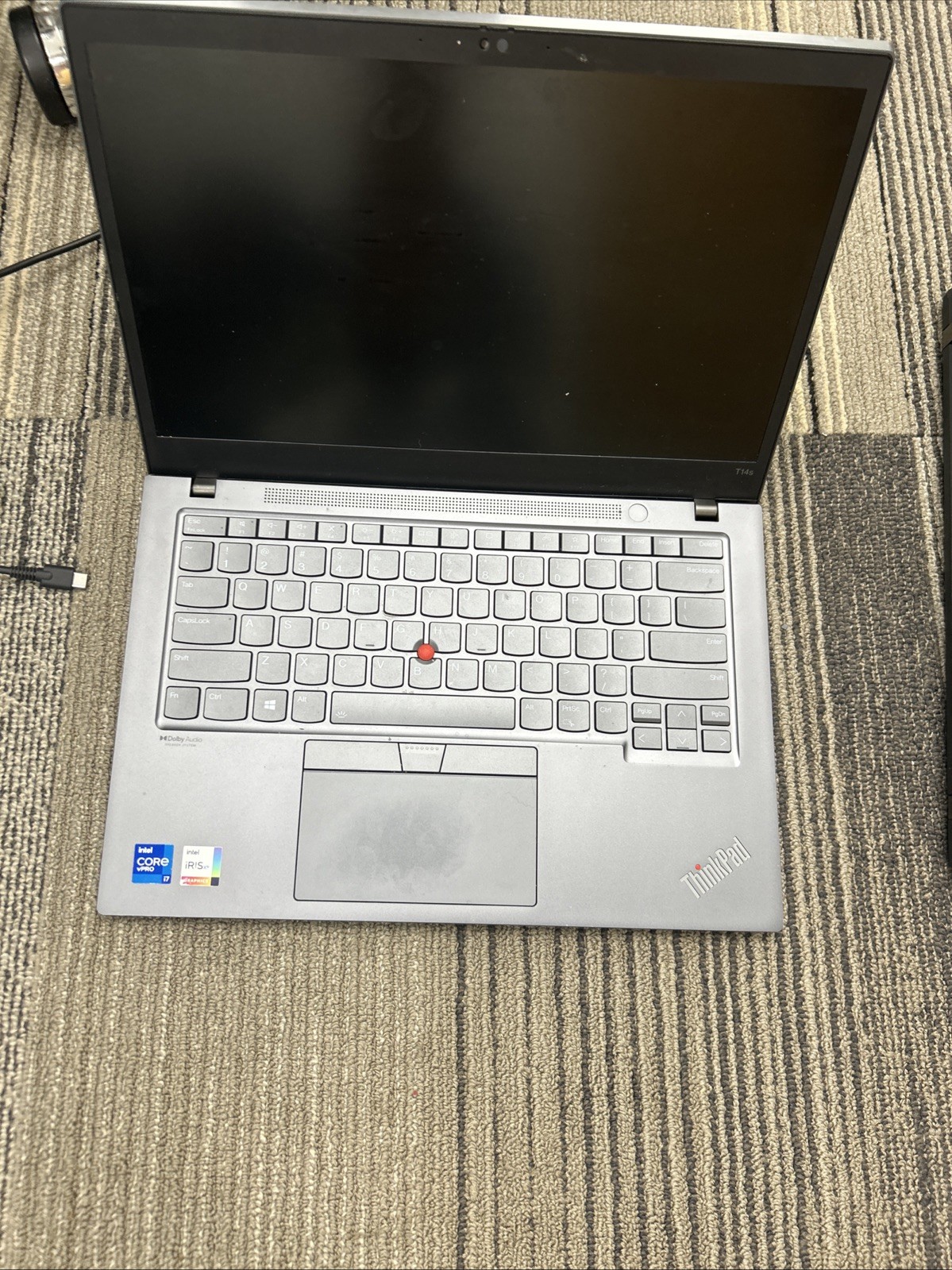 Lenovo Thinkpad t14s Gen 2 i7-(Boots to BIOS) No Storage Drive, Bad Hinge