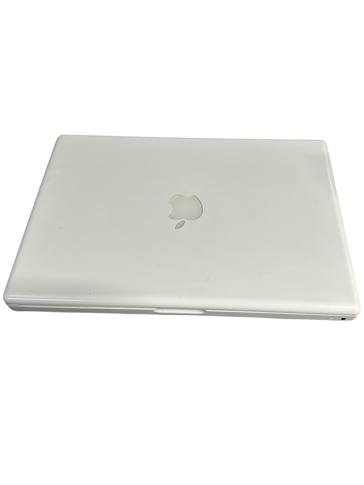 Apple MacBook 2006 A1181 13.3″ core 2 Duo 2GHz 3GB RAM 120GB HDD