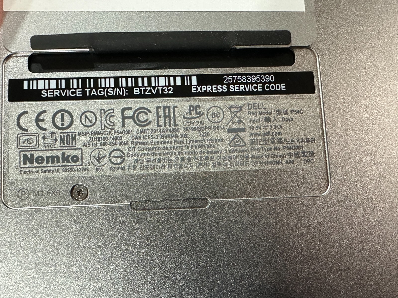 DELL XPS 13 9343 LAPTOP WINDOWS 10 HOME , 256 GB SSD 8 GB RAM – READ DESCRIPTION