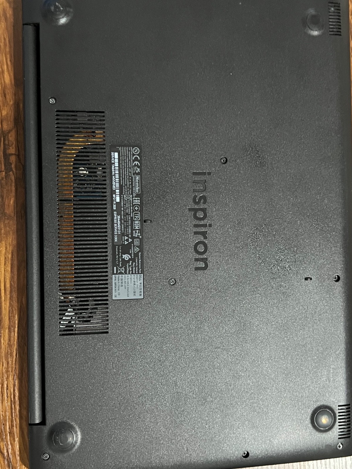 Dell Inspiron 15 3593 15.6″ HD Touchscreen (Intel Core i7-1065G7, 512GB SSD,…