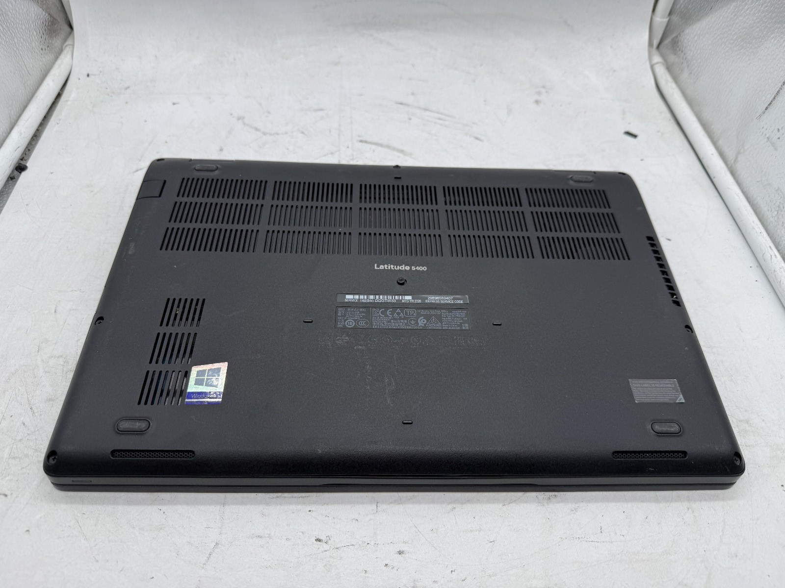 Dell Latitude 5400 – Intel i5-8365U 16GB RAM No SSD + 65W Charger