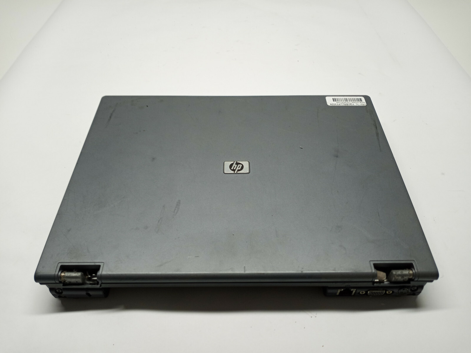 HP 6710b Laptop NO Ram/CPU/HDD/Caddy/Battery/Back Cover FOR PARTS