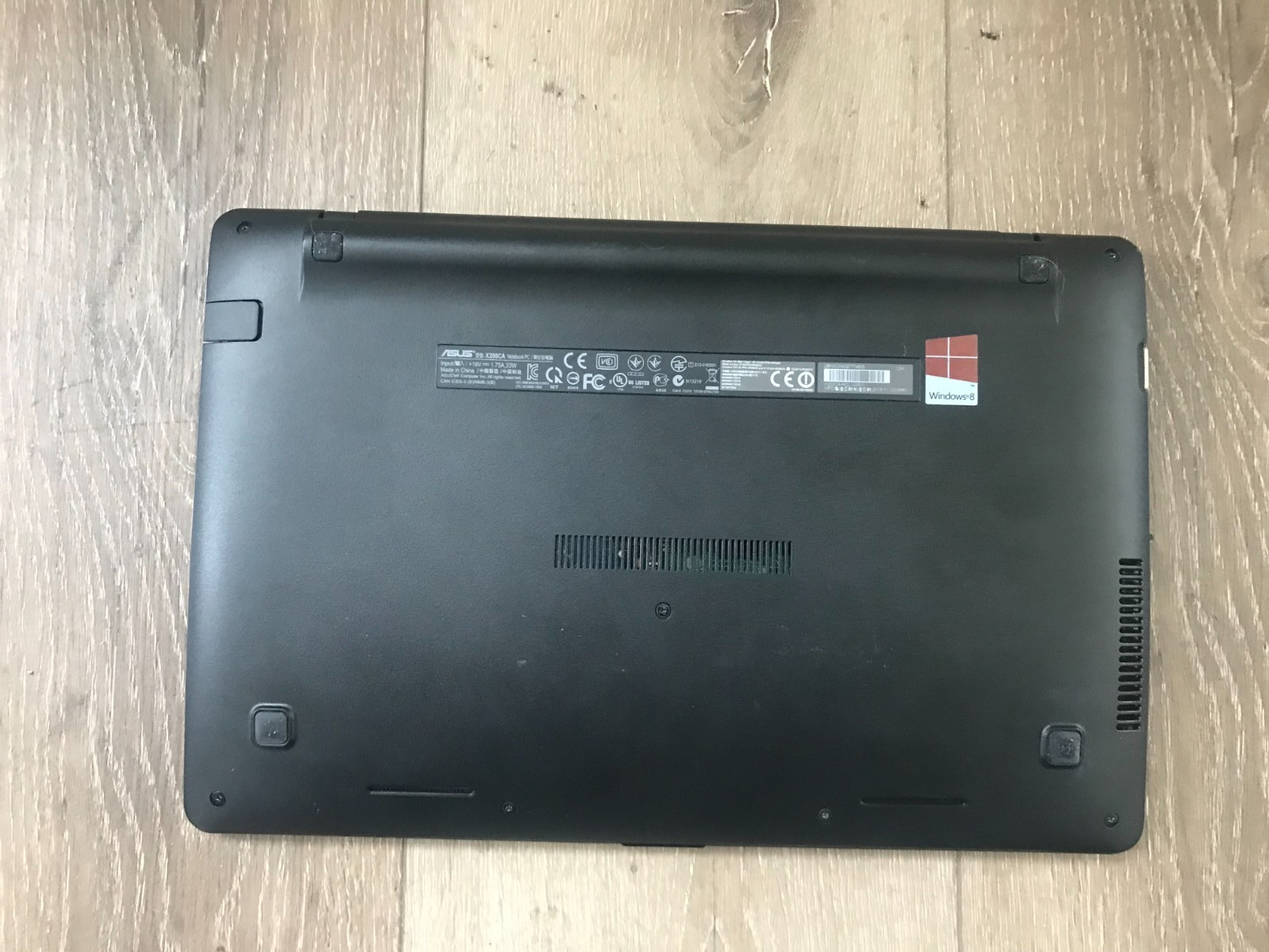 Asus X200CA X200CA-HCL1250 11.6″ Intel Celeron 1007U 1.50GHz 4GB RAM 500GB HDD